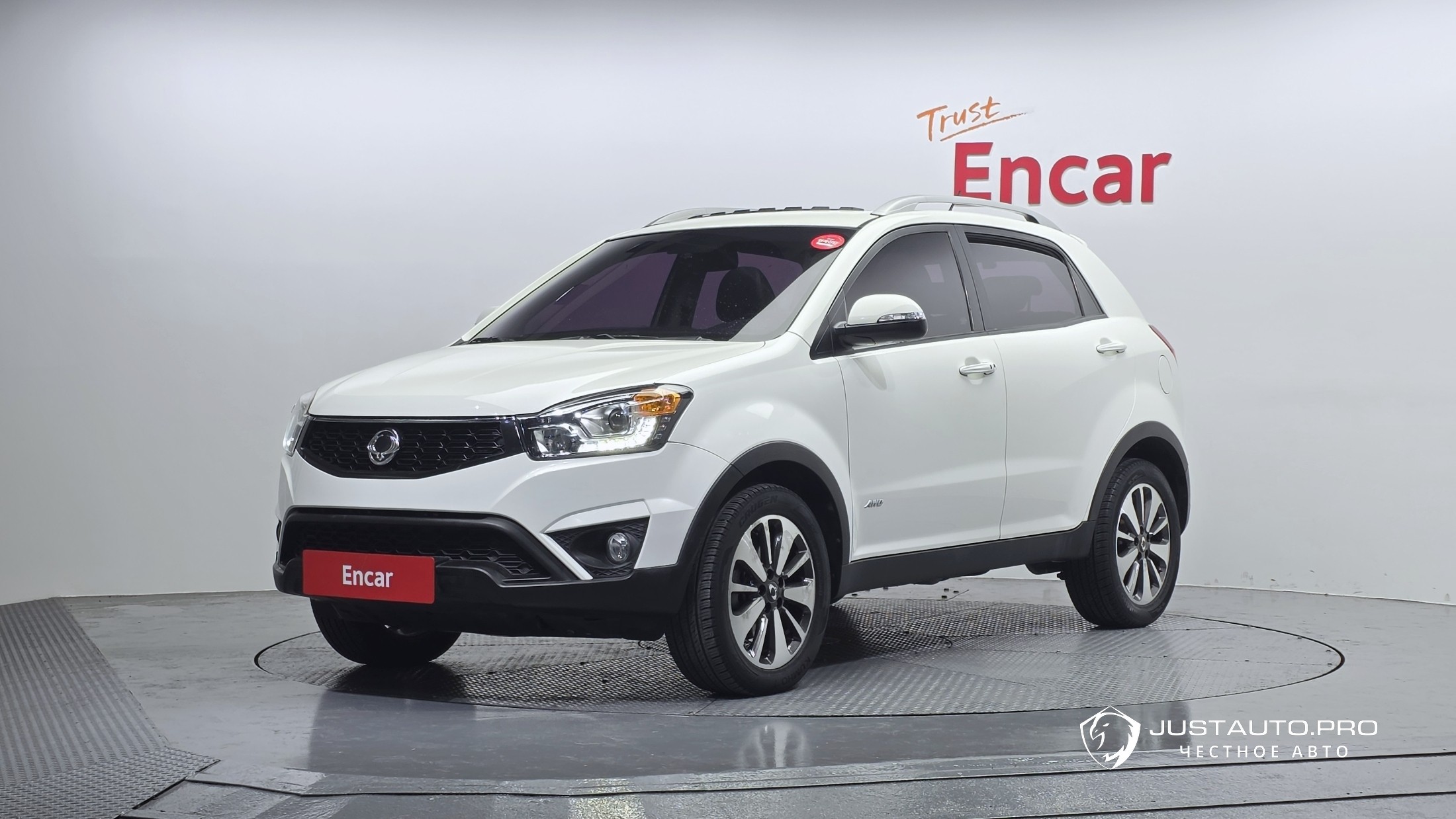 Автомобиль KG_Mobility_Ssangyong KORANDO