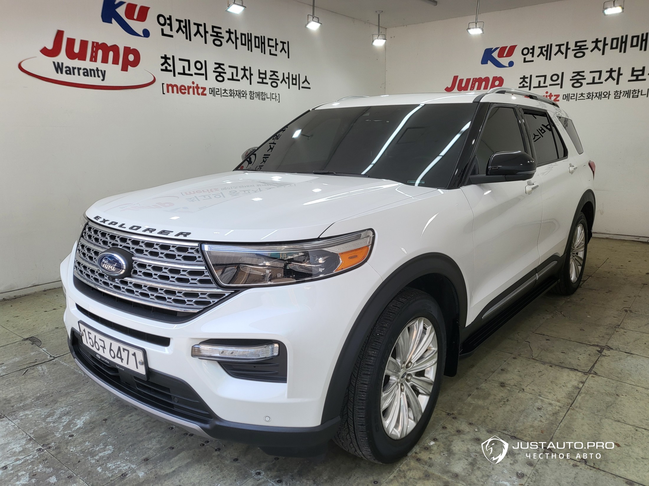 Автомобиль Ford Explorer