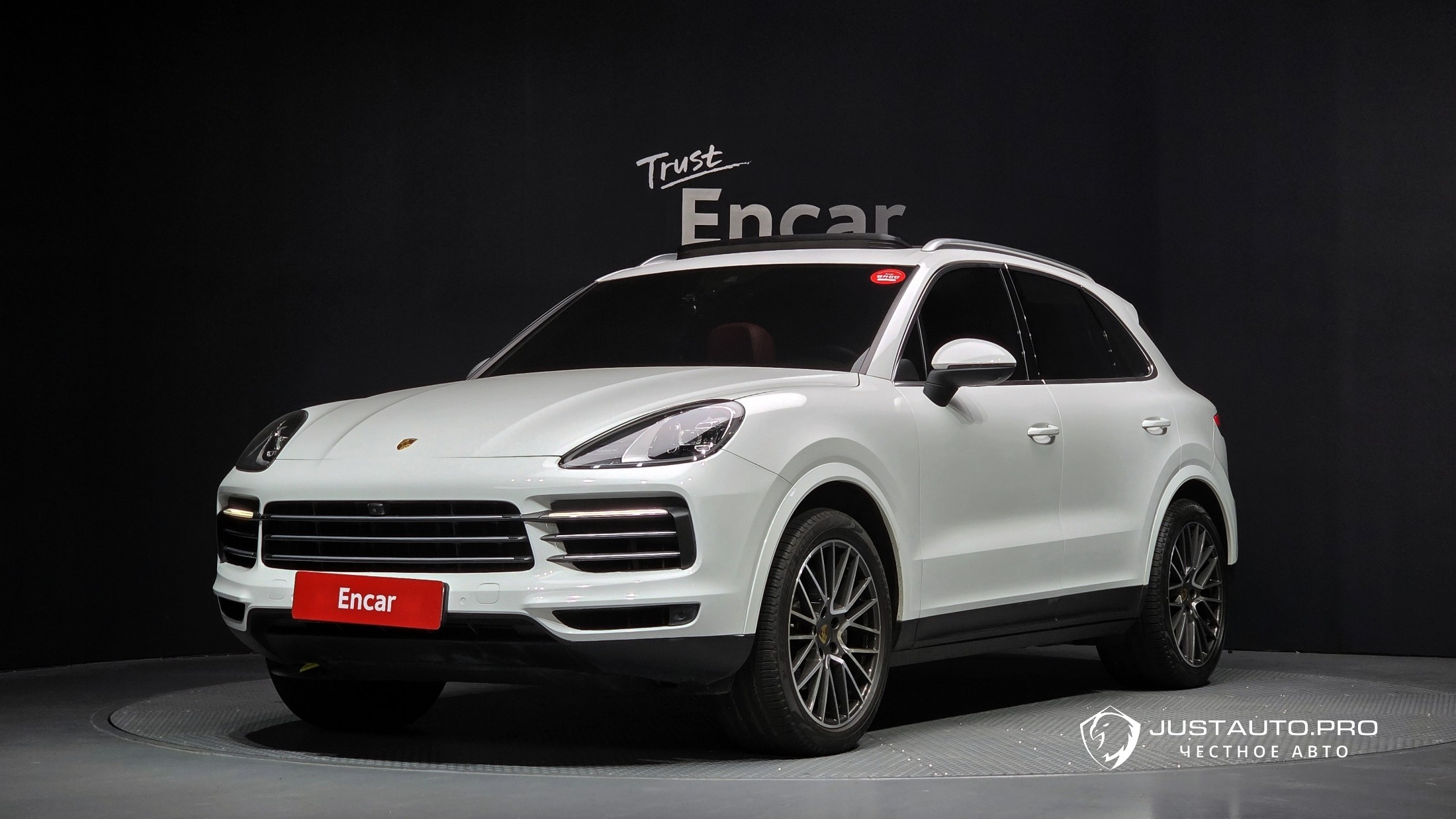 Автомобиль Porsche Cayenne