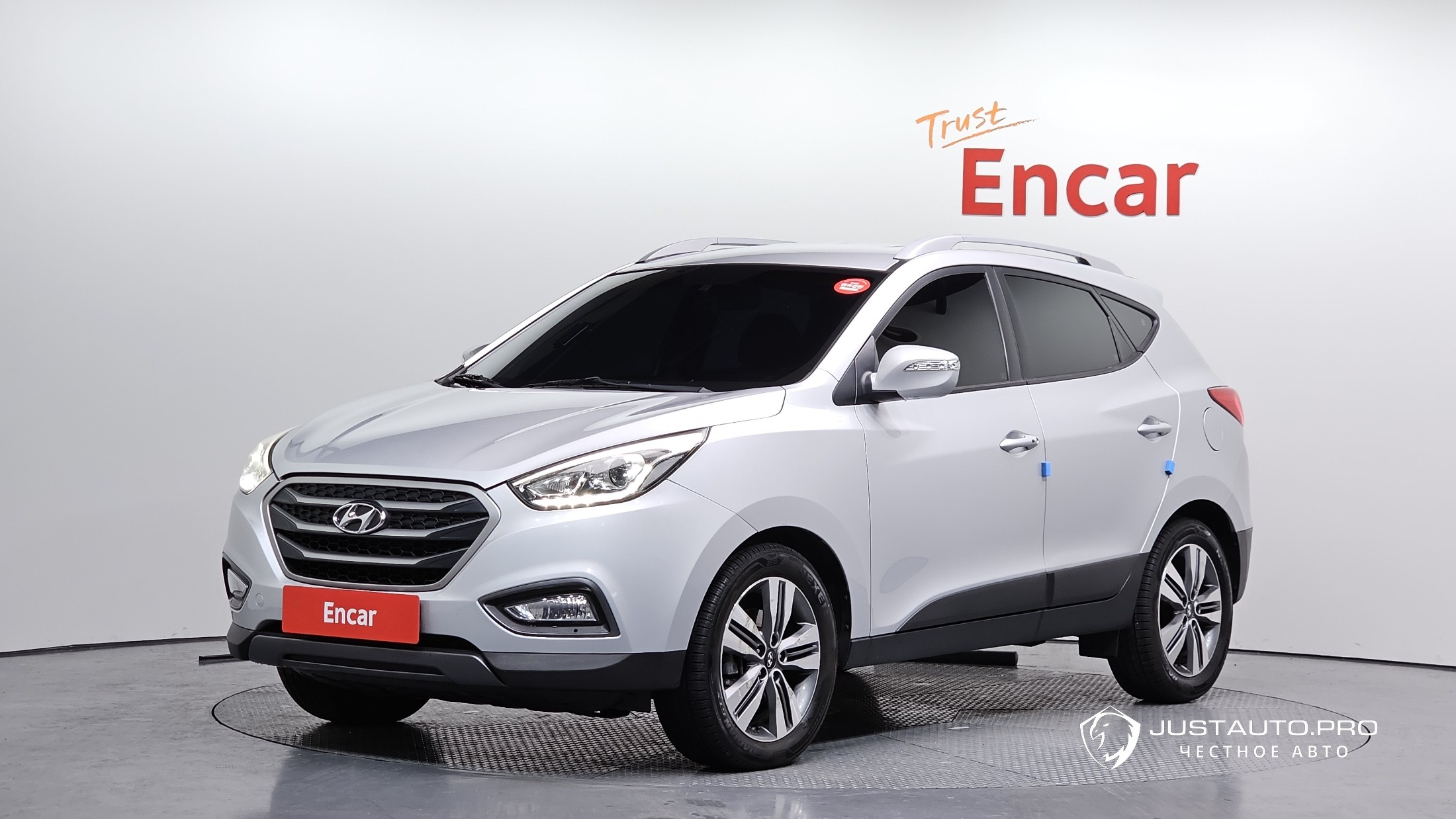 Автомобиль Hyundai Tucson