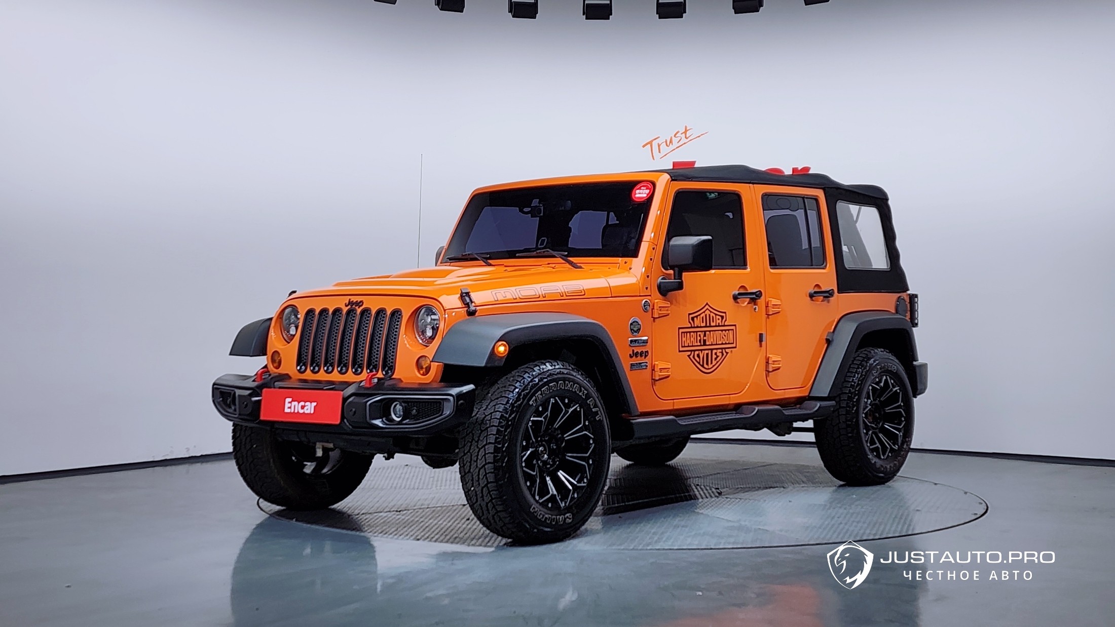 Автомобиль Jeep Wrangler