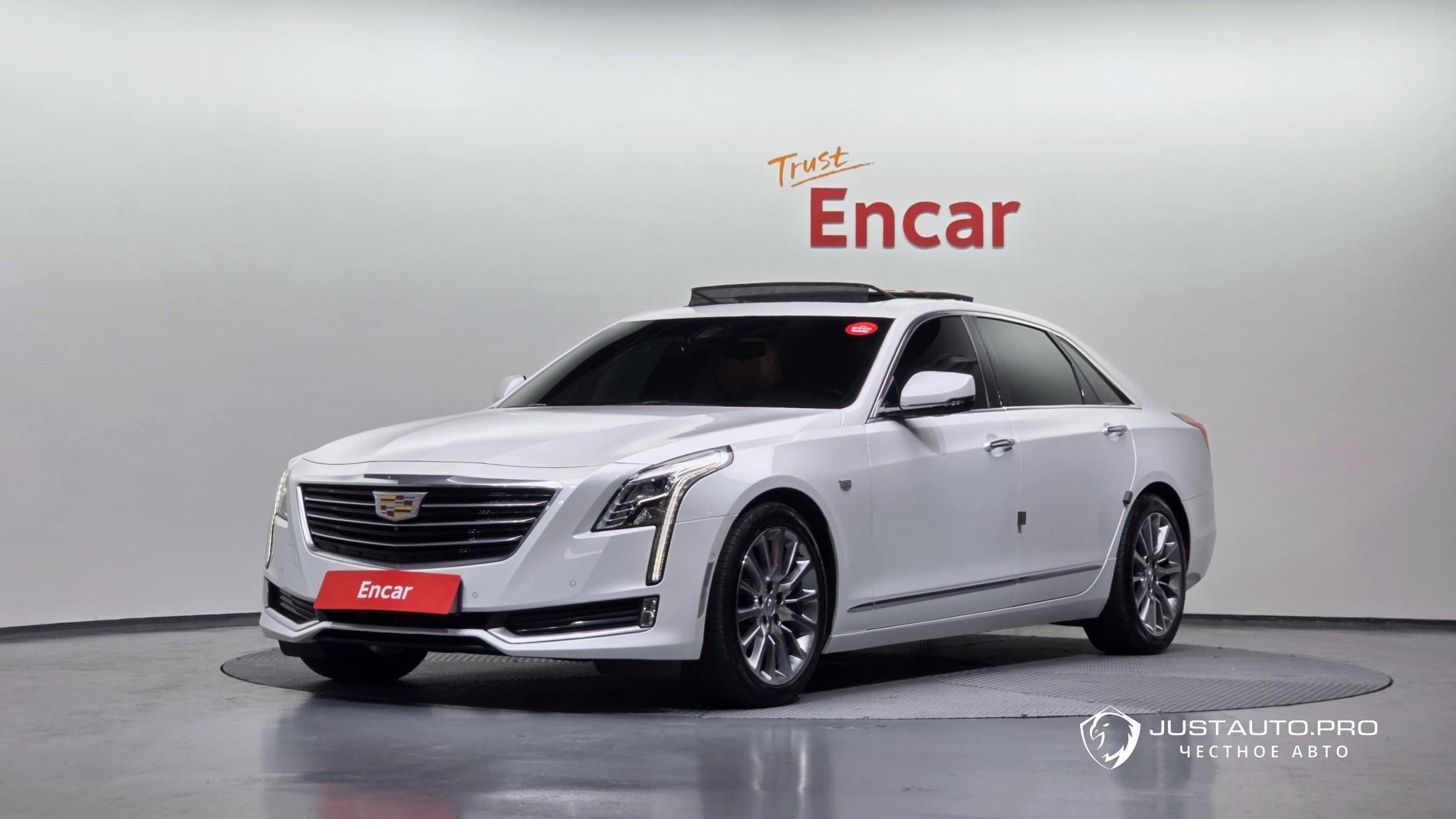 Автомобиль Cadillac CT6
