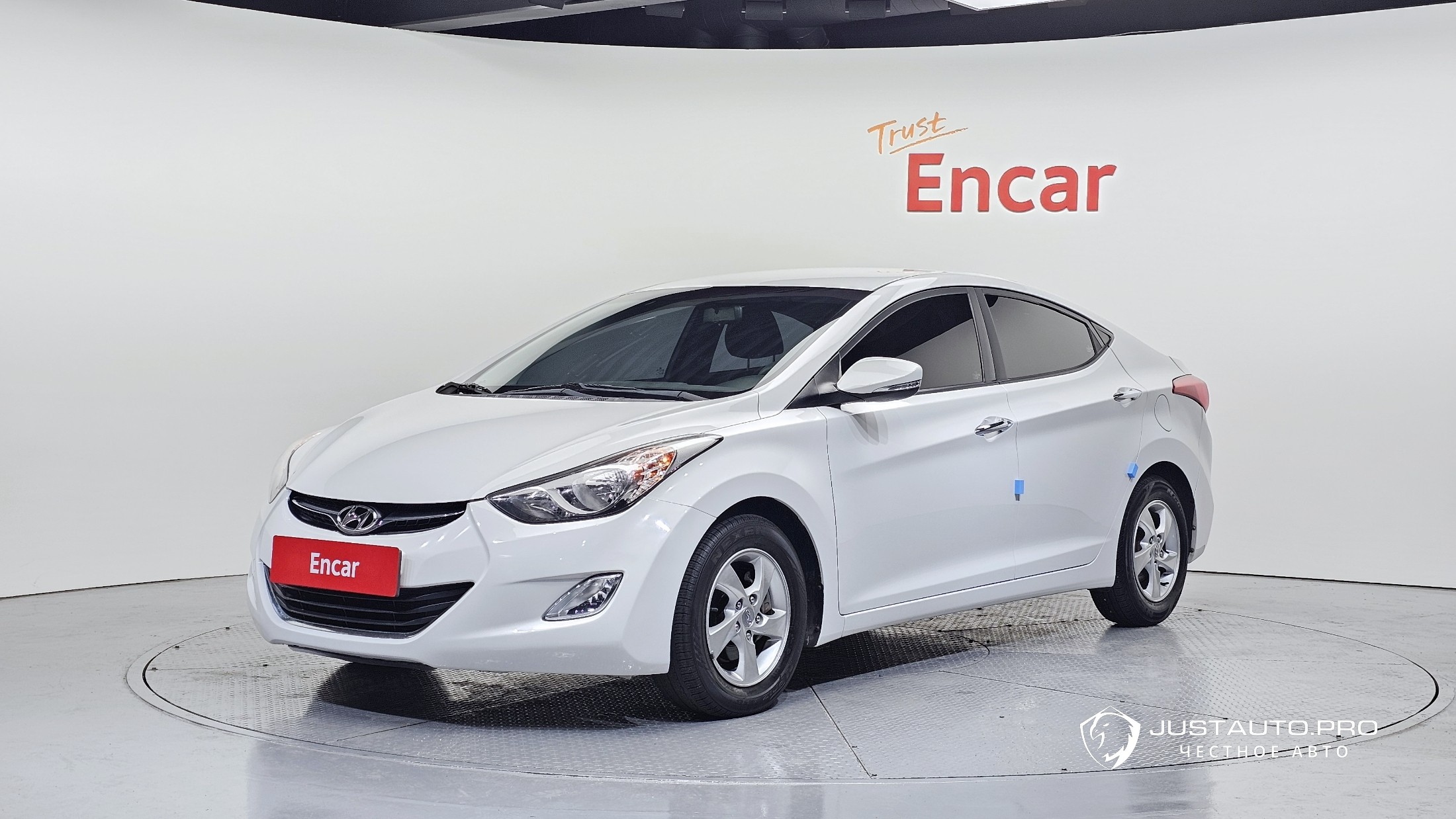 Автомобиль Hyundai AVANTE