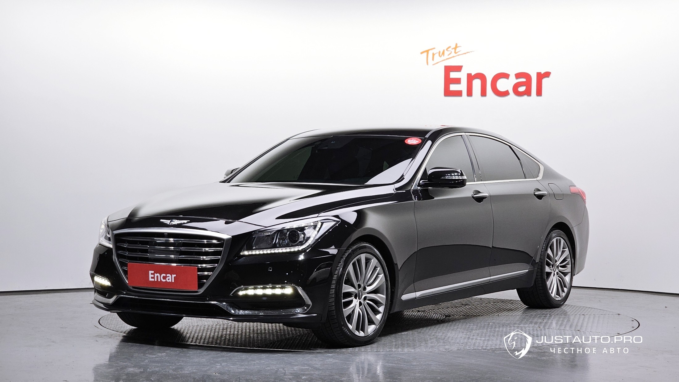 Автомобиль Genesis G80
