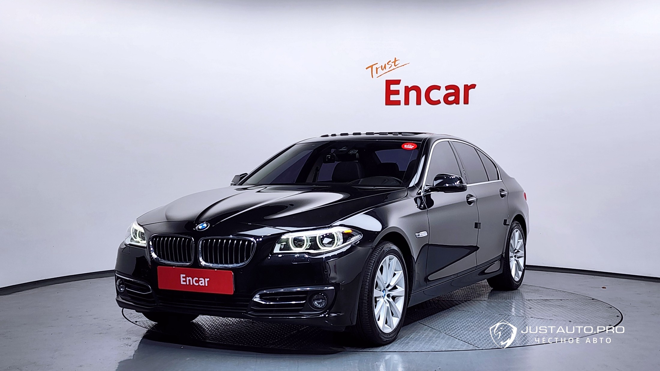 Автомобиль BMW 5-Series