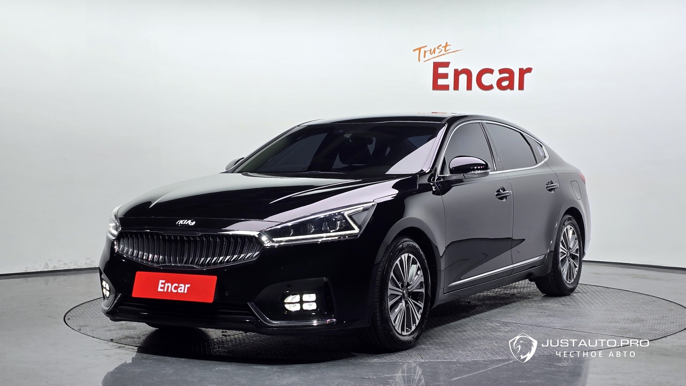 Автомобиль Kia K7