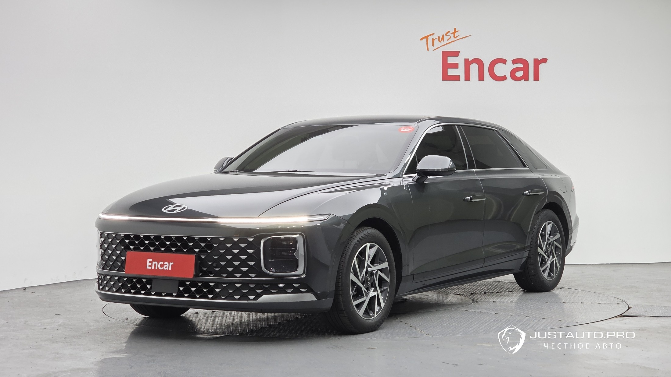 Автомобиль Hyundai Grandeur