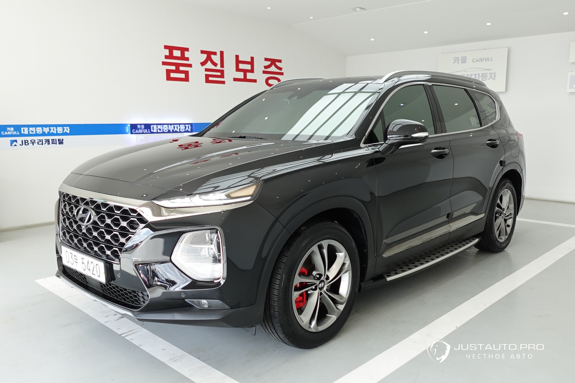 Автомобиль Hyundai Santafe