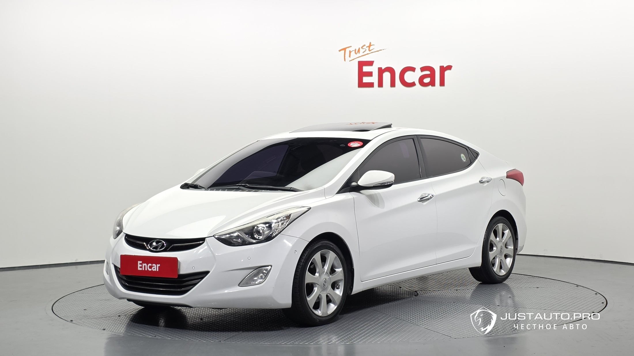 Автомобиль Hyundai AVANTE