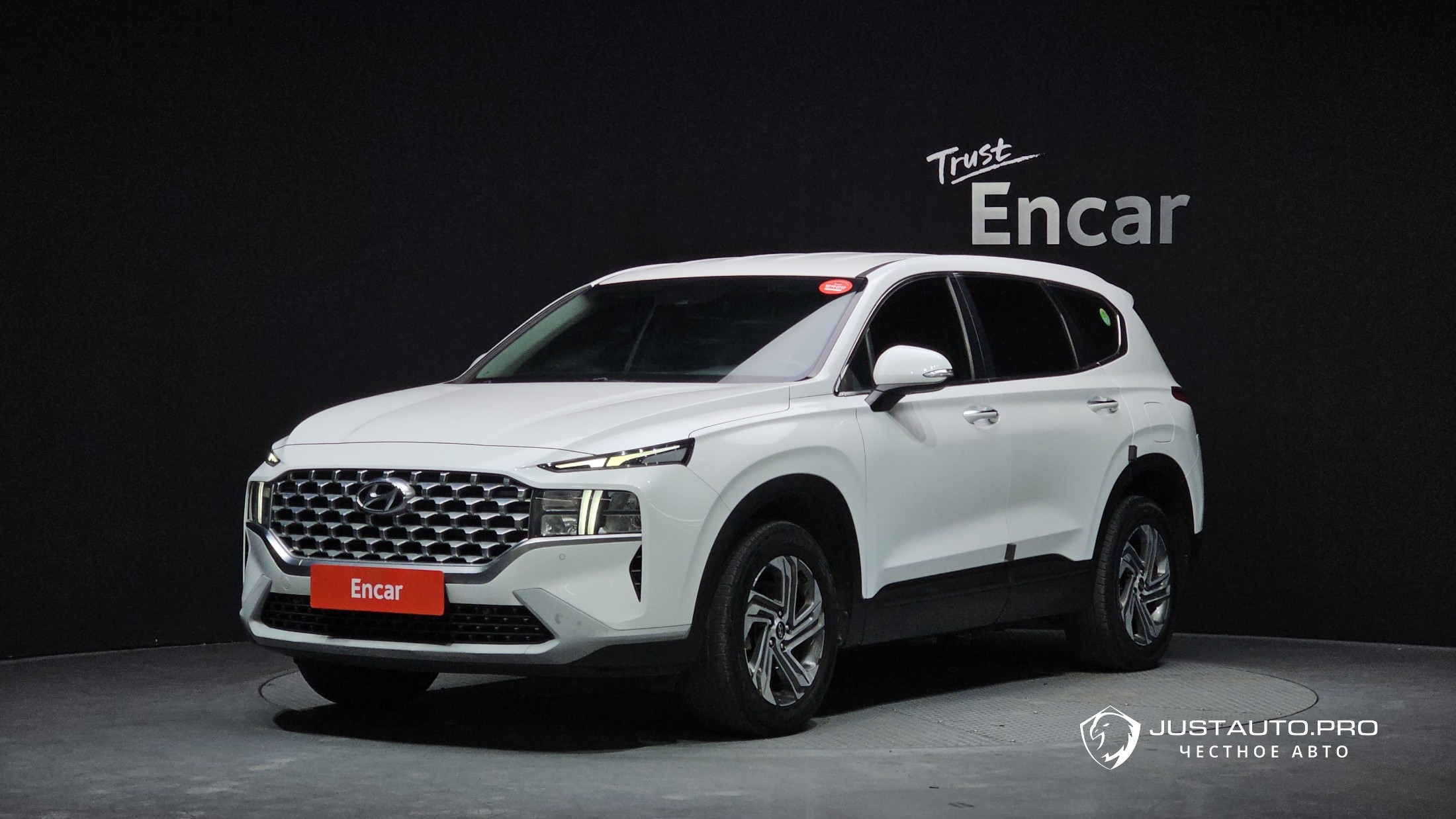 Автомобиль Hyundai Santafe