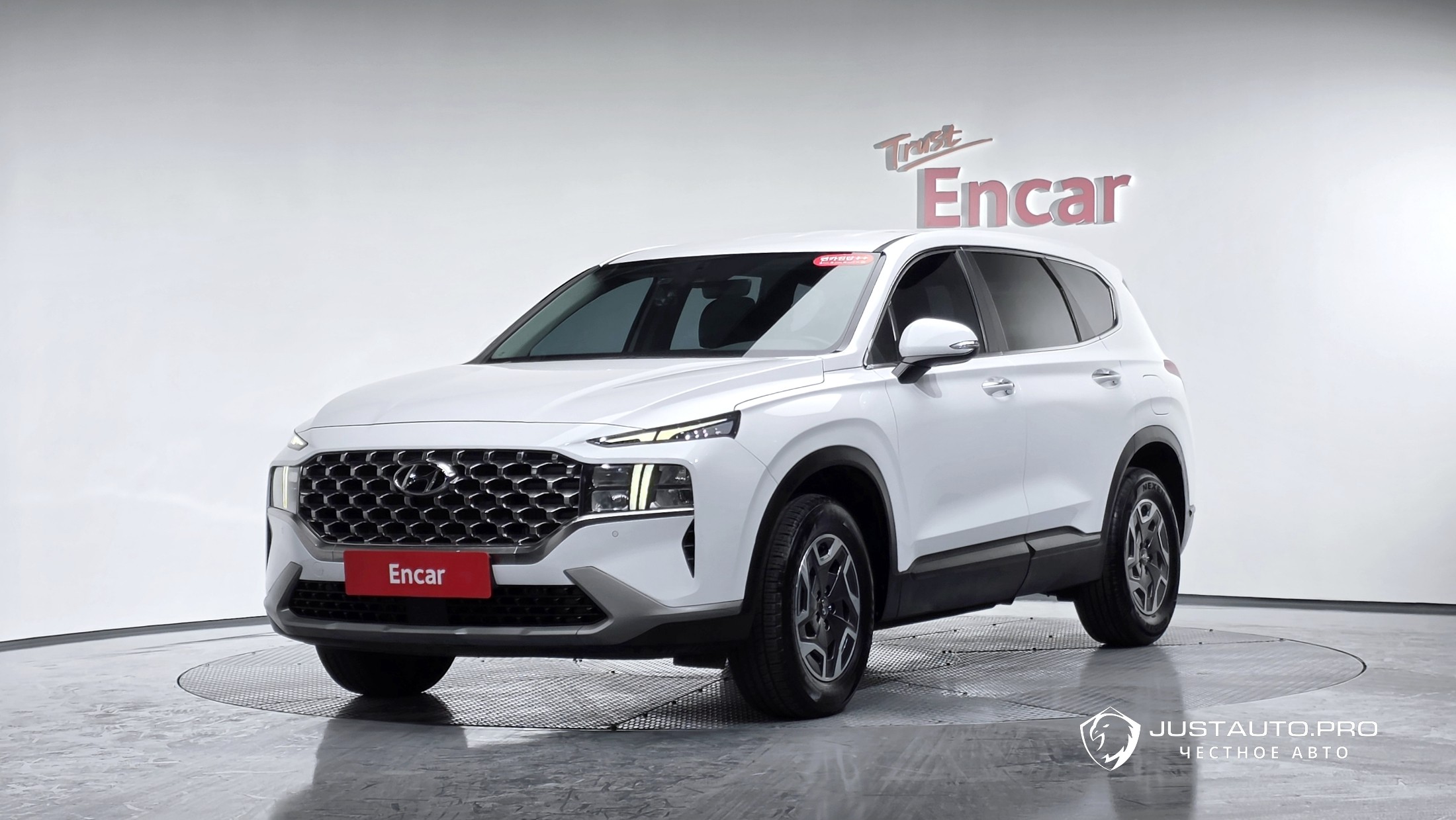 Автомобиль Hyundai Santafe
