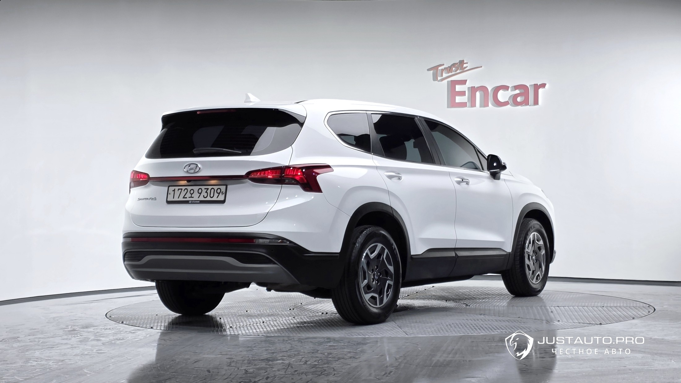 Автомобиль Hyundai Santafe