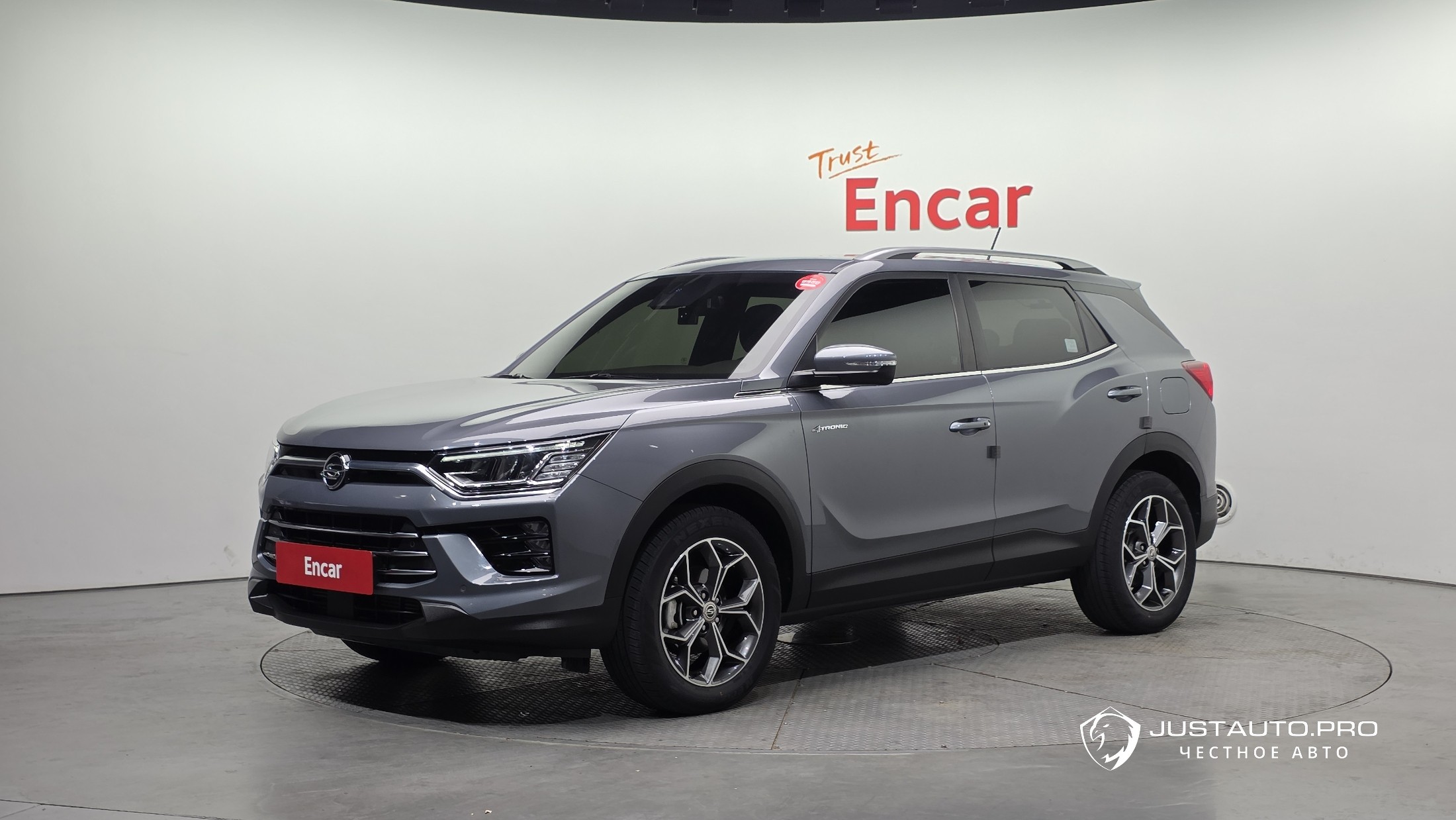 Автомобиль KG_Mobility_Ssangyong KORANDO