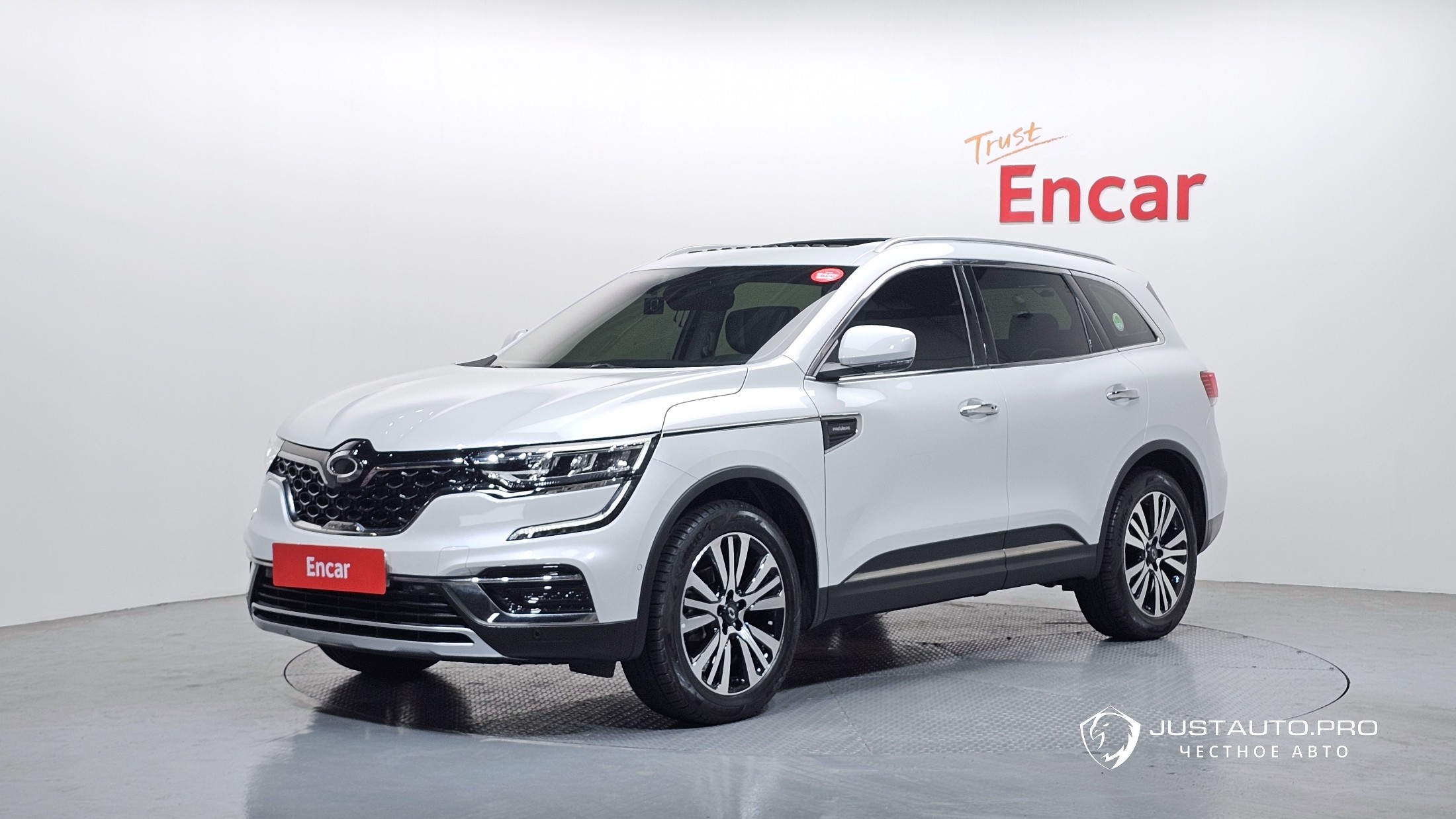 Автомобиль Renault-KoreaSamsung QM6