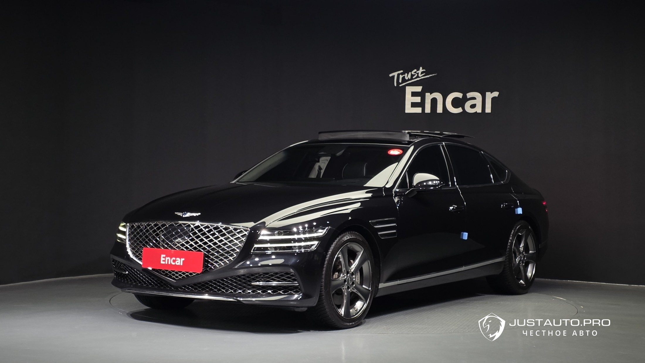 Автомобиль Genesis G80