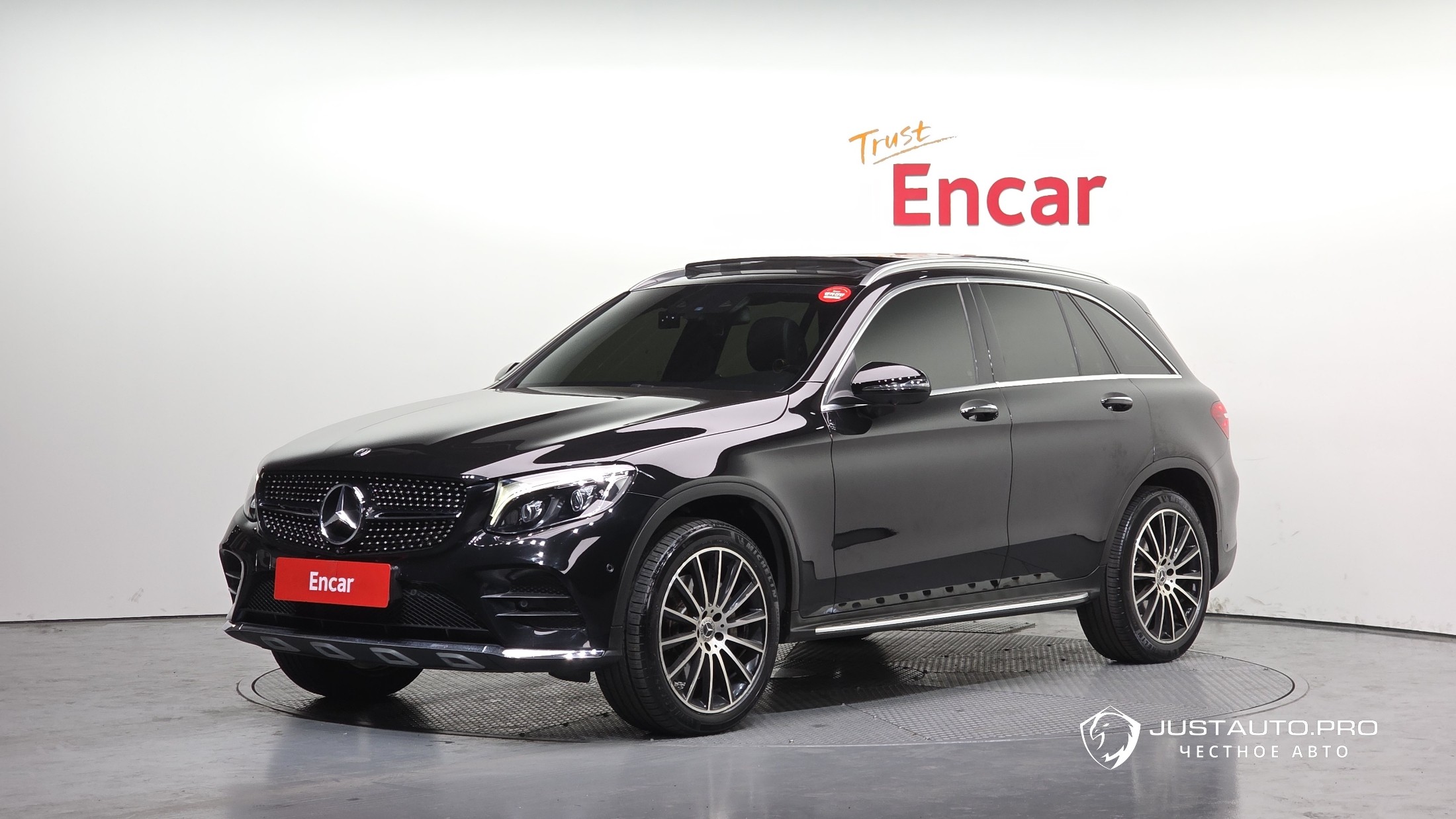 Автомобиль Mercedes-Benz GLC-Class