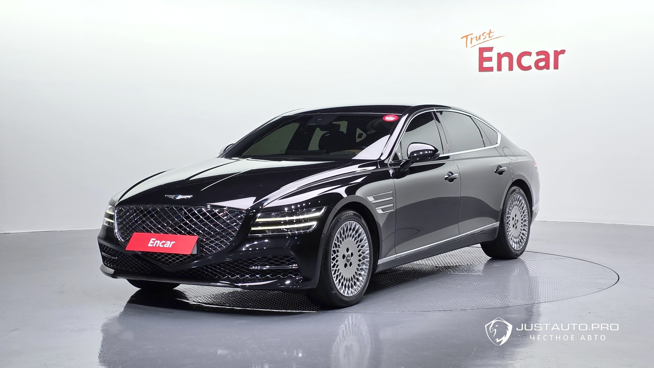 Автомобиль Genesis G80