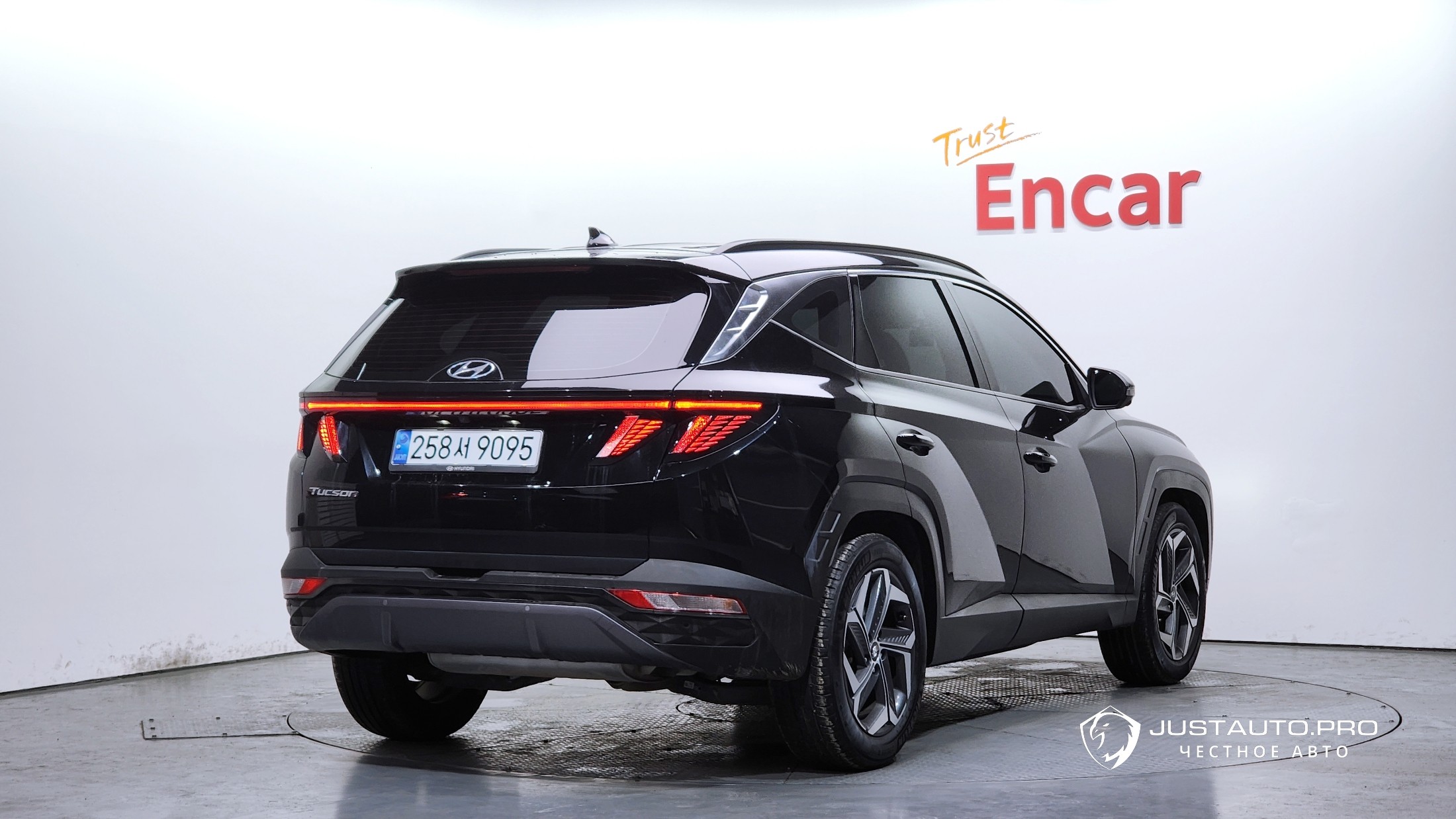 Автомобиль Hyundai Tucson