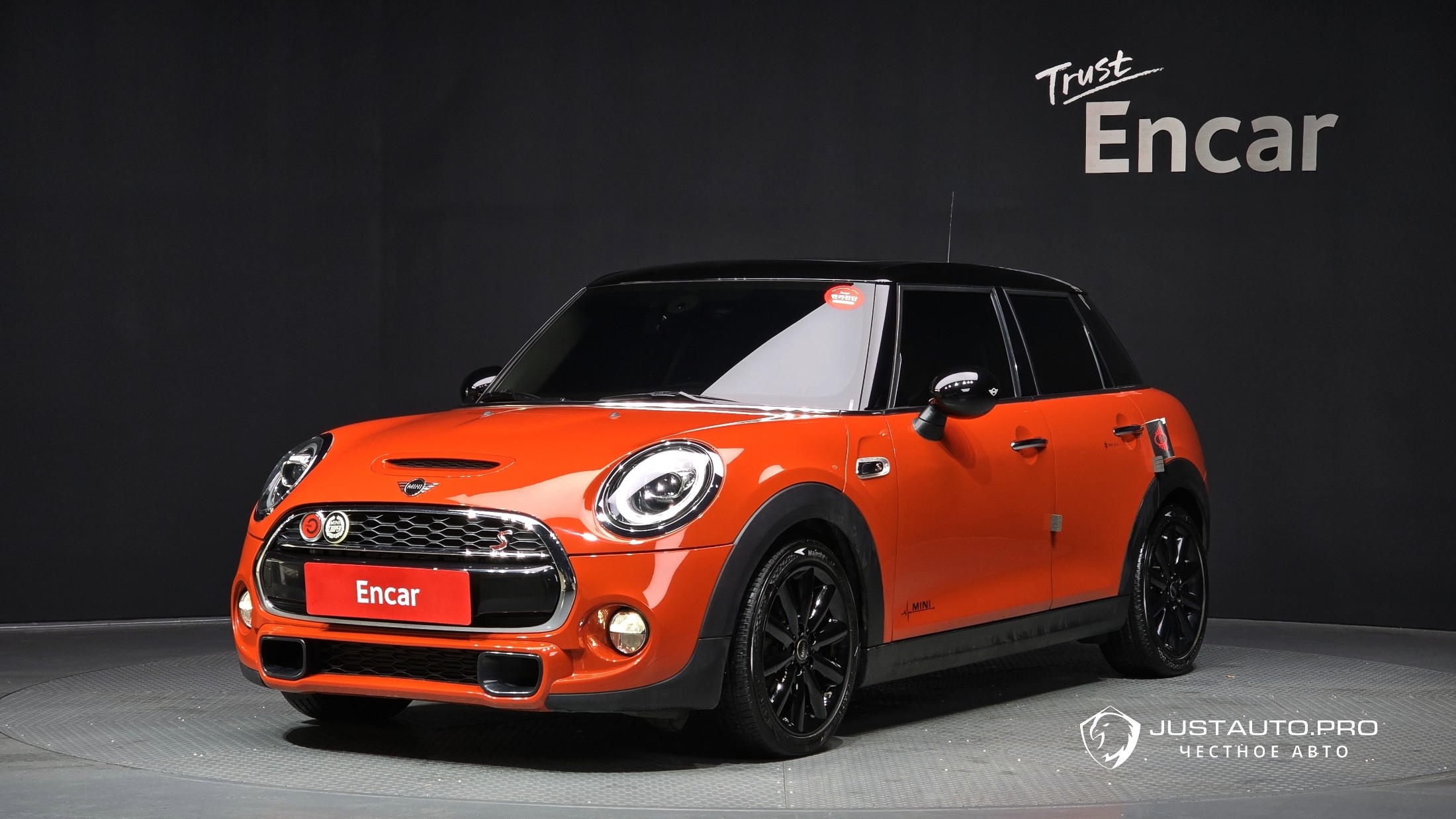 Автомобиль Mini Cooper
