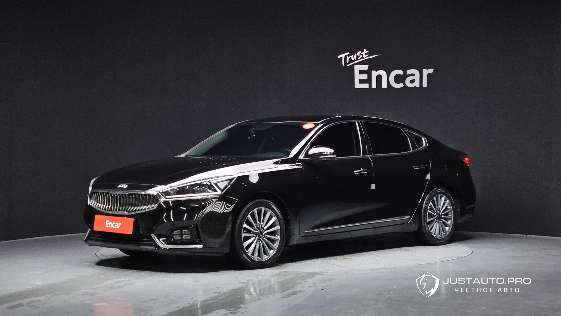 Автомобиль Kia K7