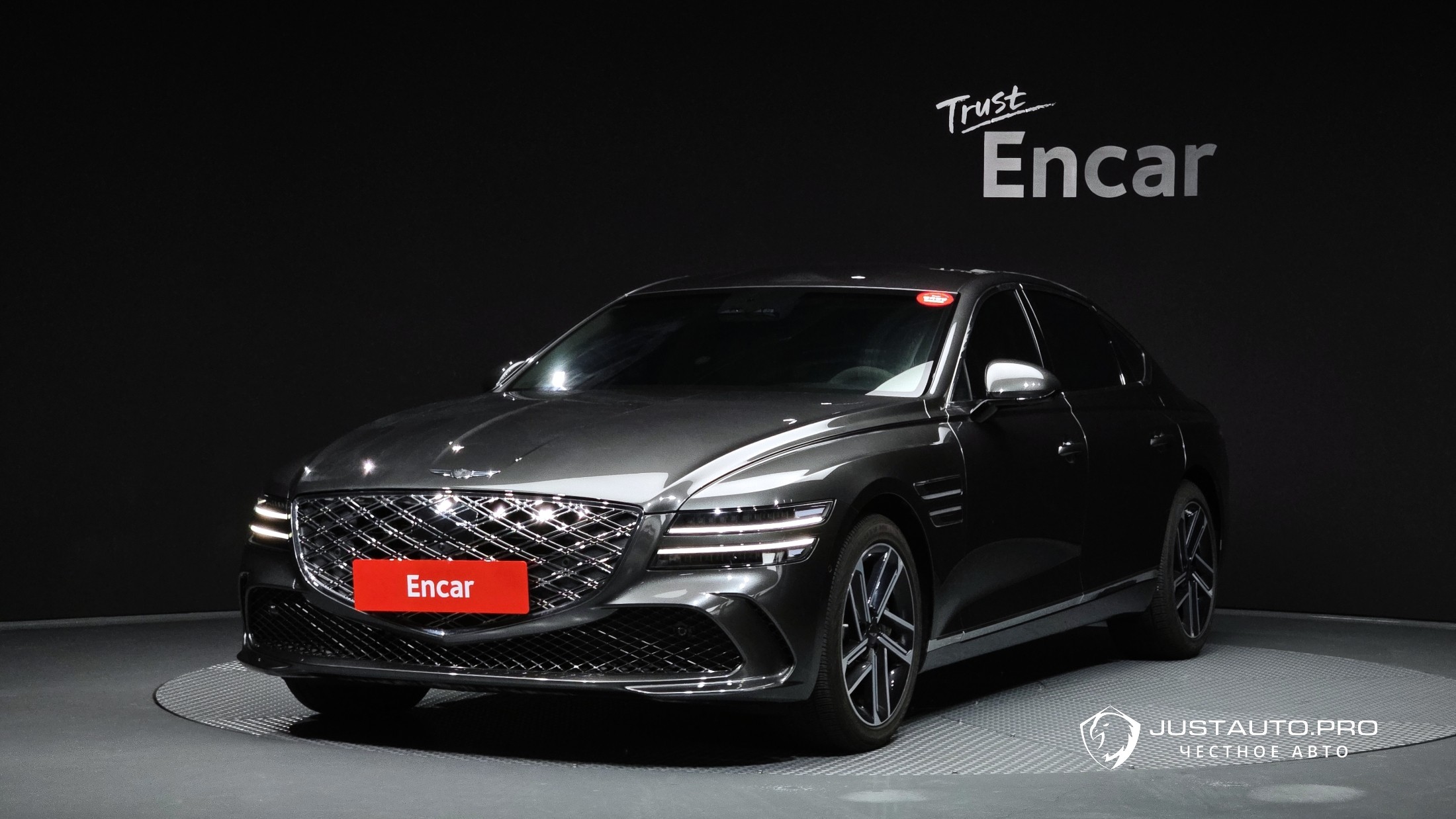 Автомобиль Genesis G80