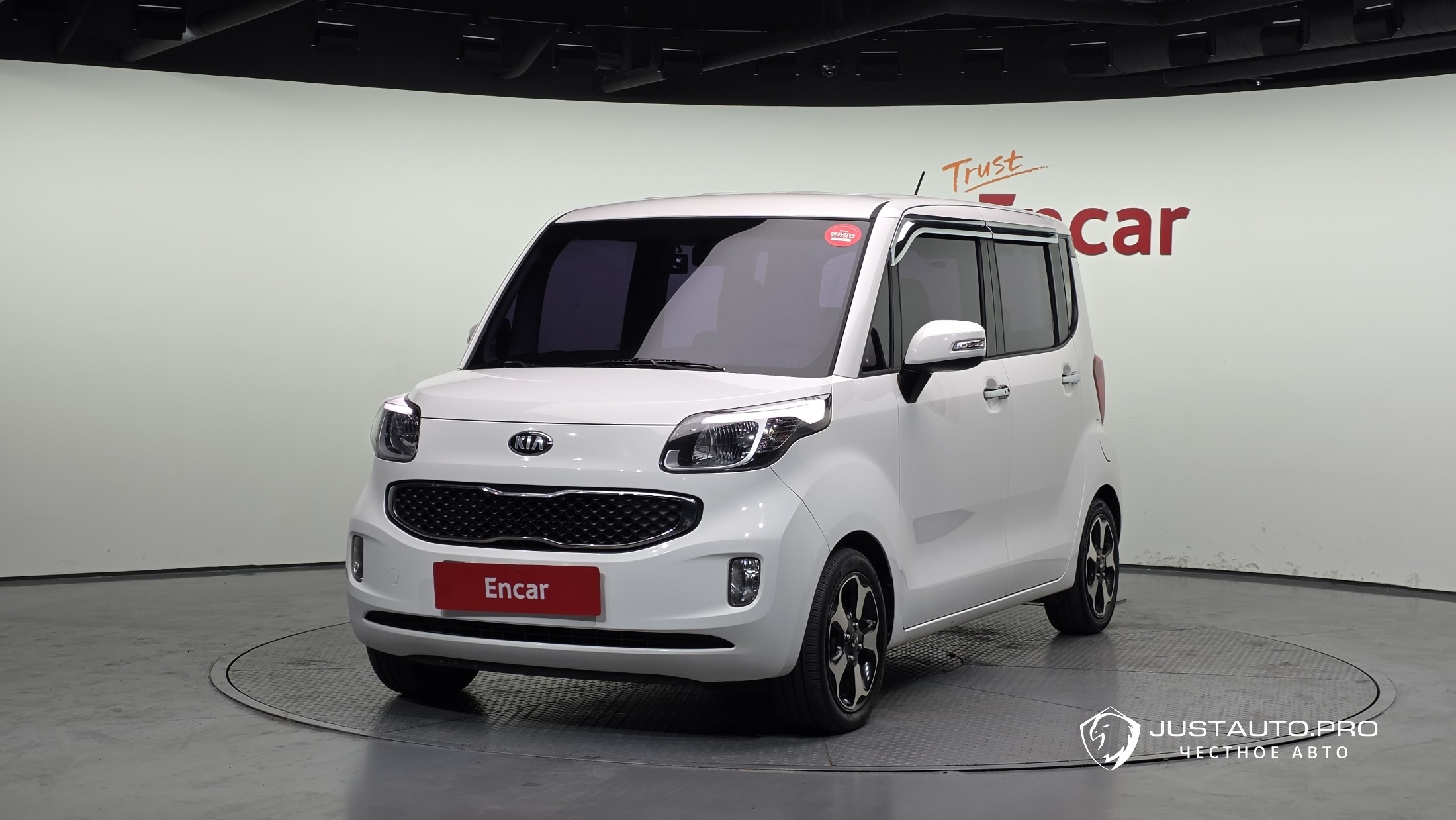 Автомобиль Kia RAY