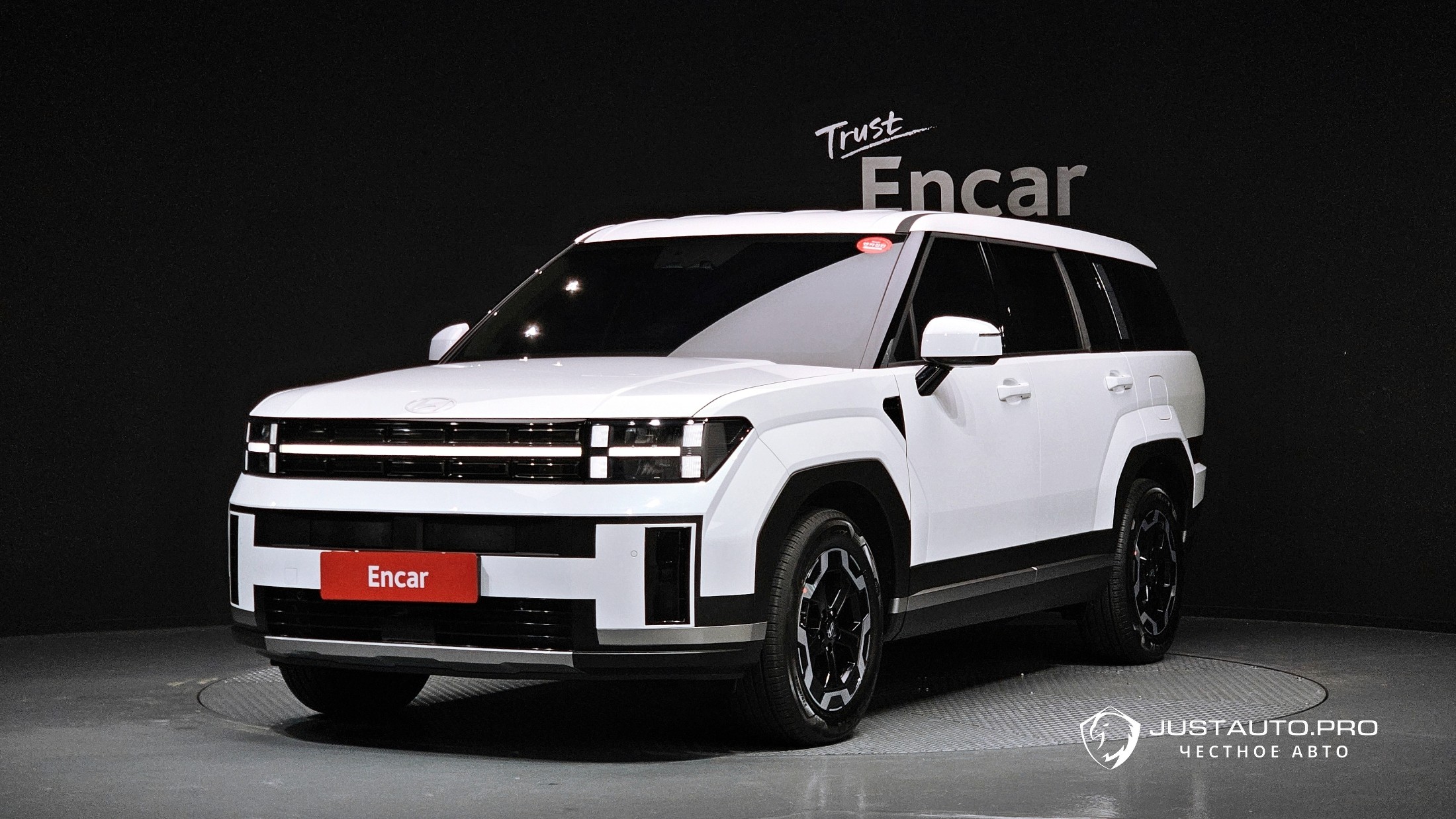 Автомобиль Hyundai Santafe