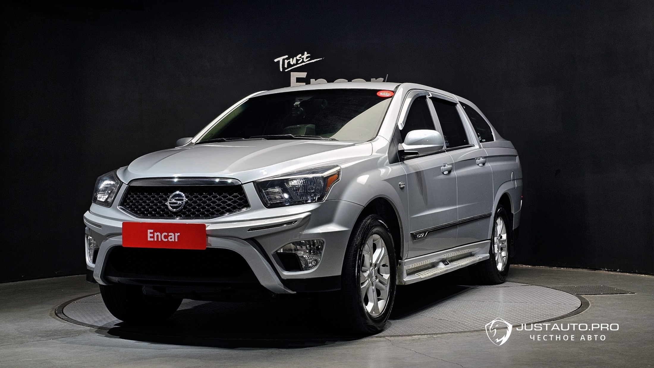 Автомобиль KG_Mobility_Ssangyong KORANDO