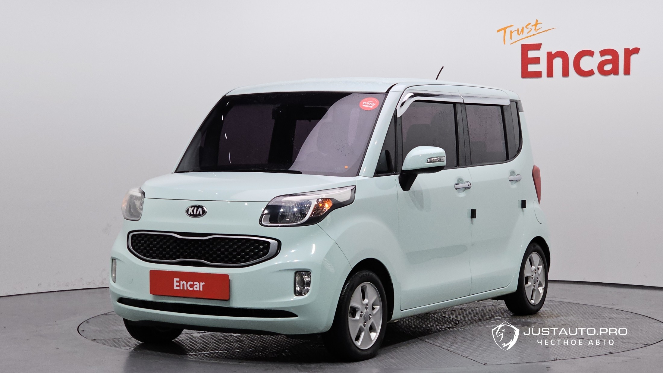 Автомобиль Kia RAY