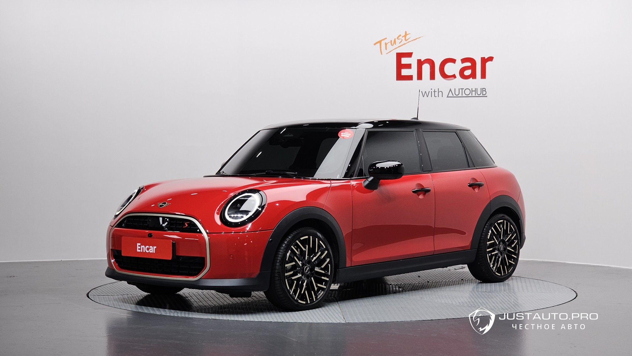 Автомобиль Mini Cooper