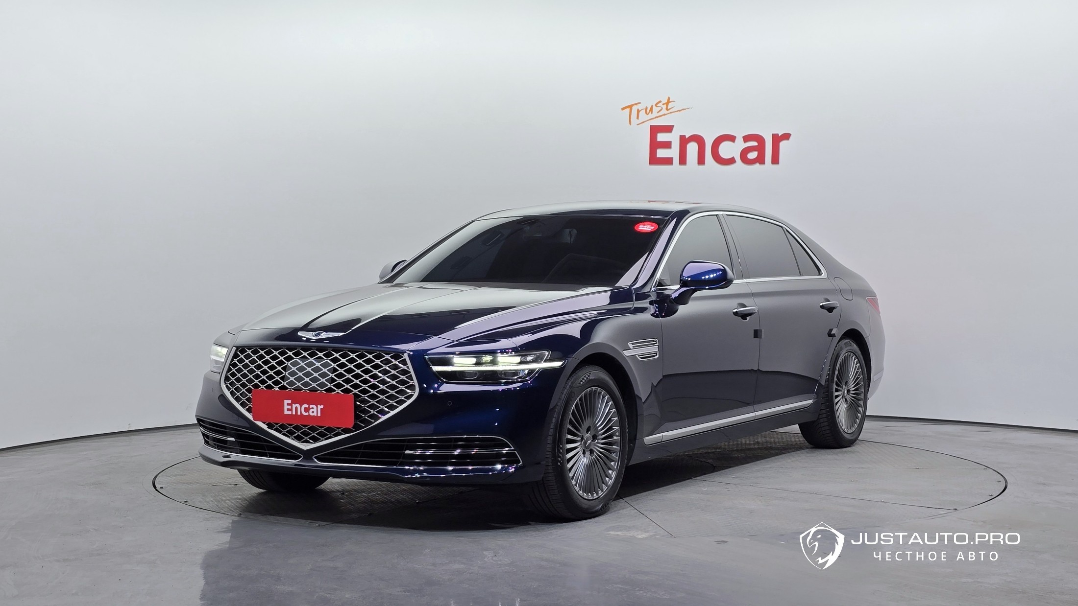 Автомобиль Genesis G90