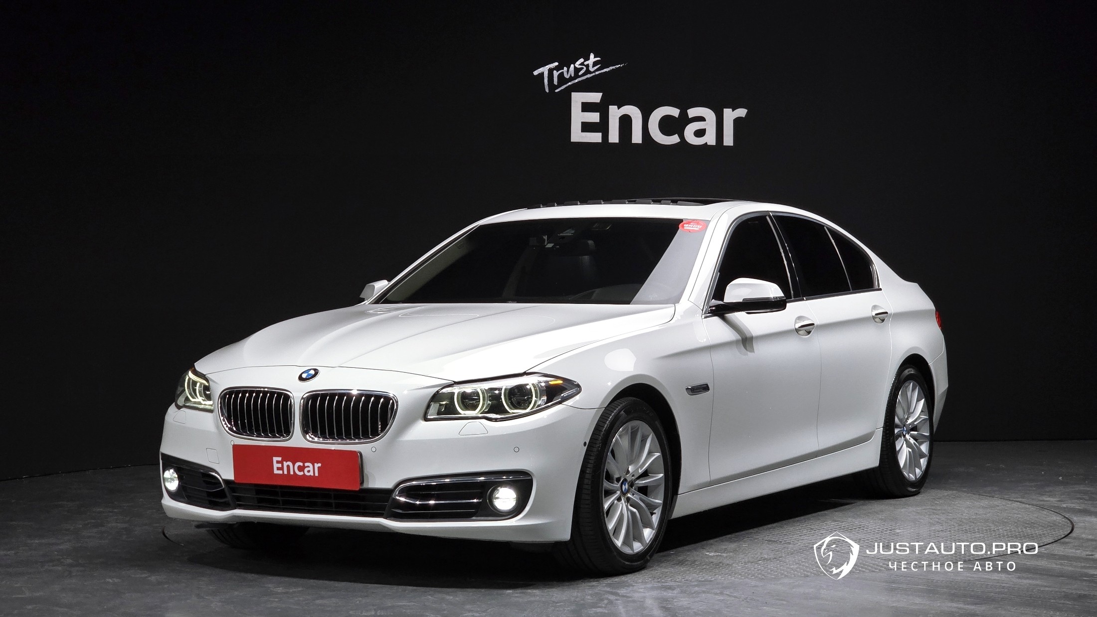Автомобиль BMW 5-Series