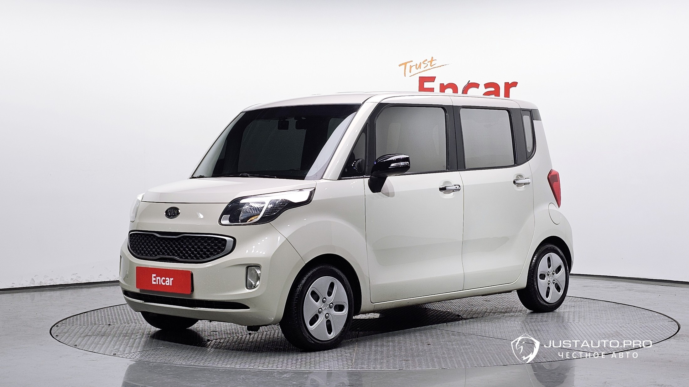 Автомобиль Kia RAY