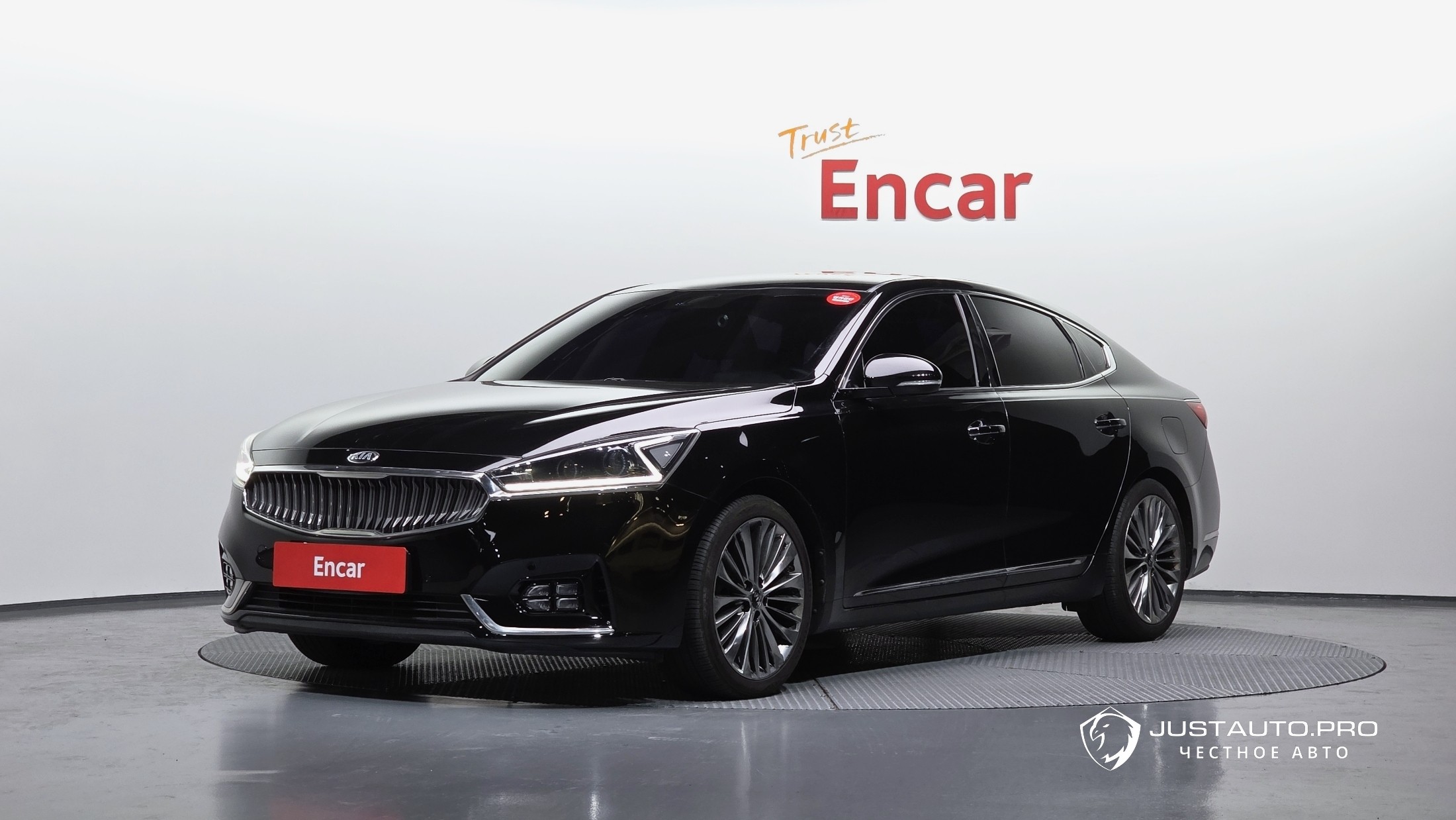 Автомобиль Kia K7
