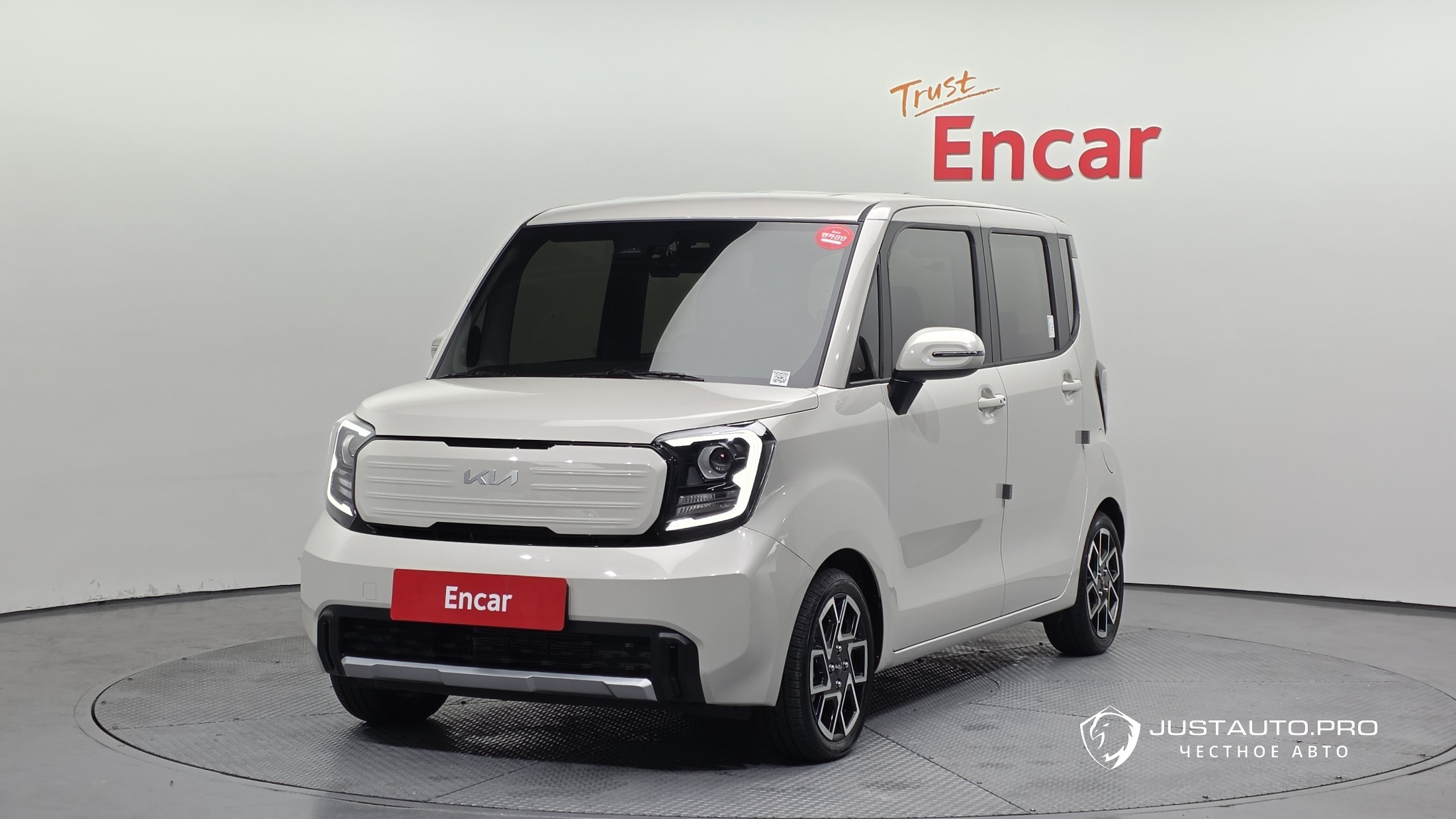 Автомобиль Kia RAY