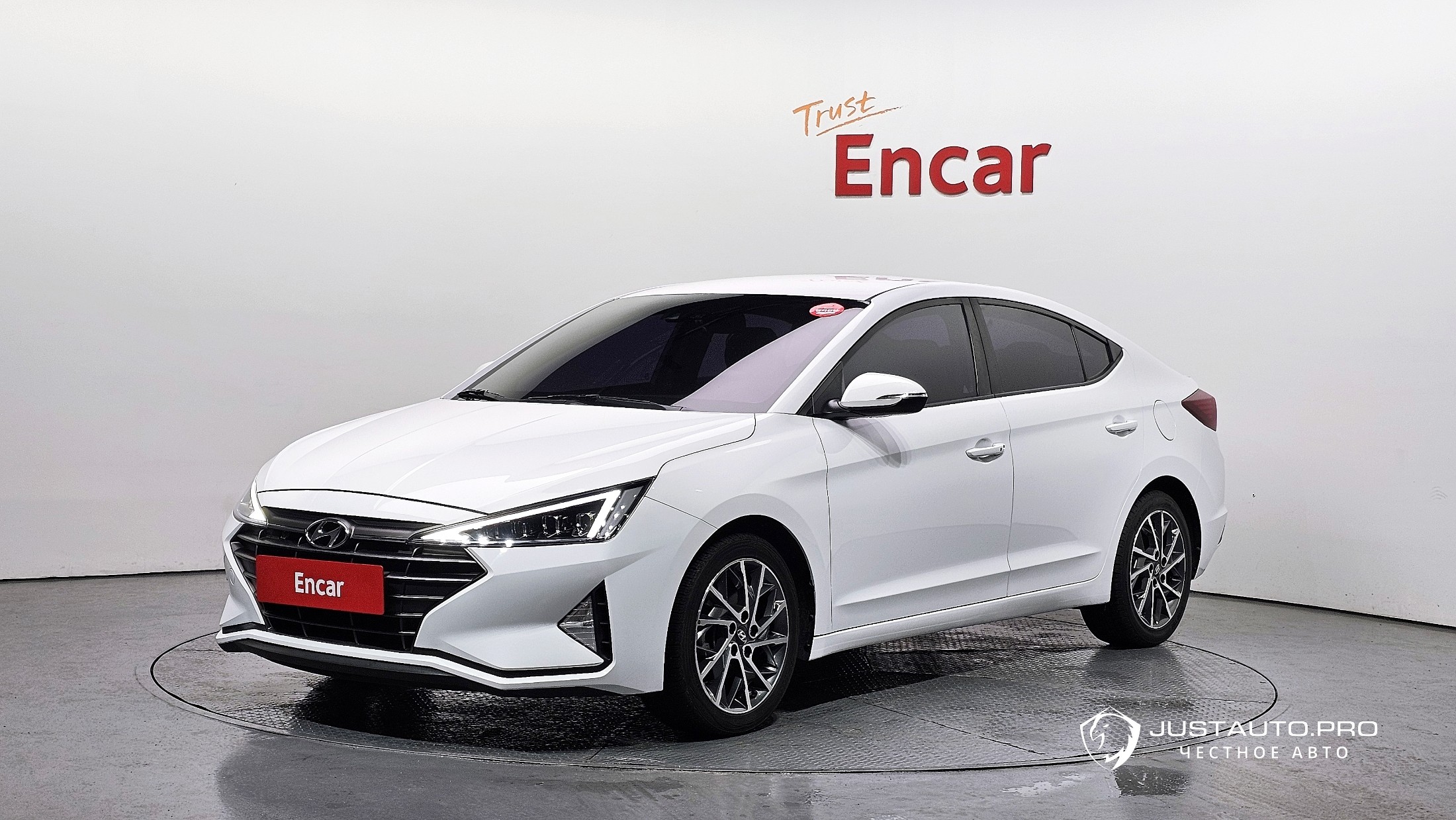 Автомобиль Hyundai AVANTE