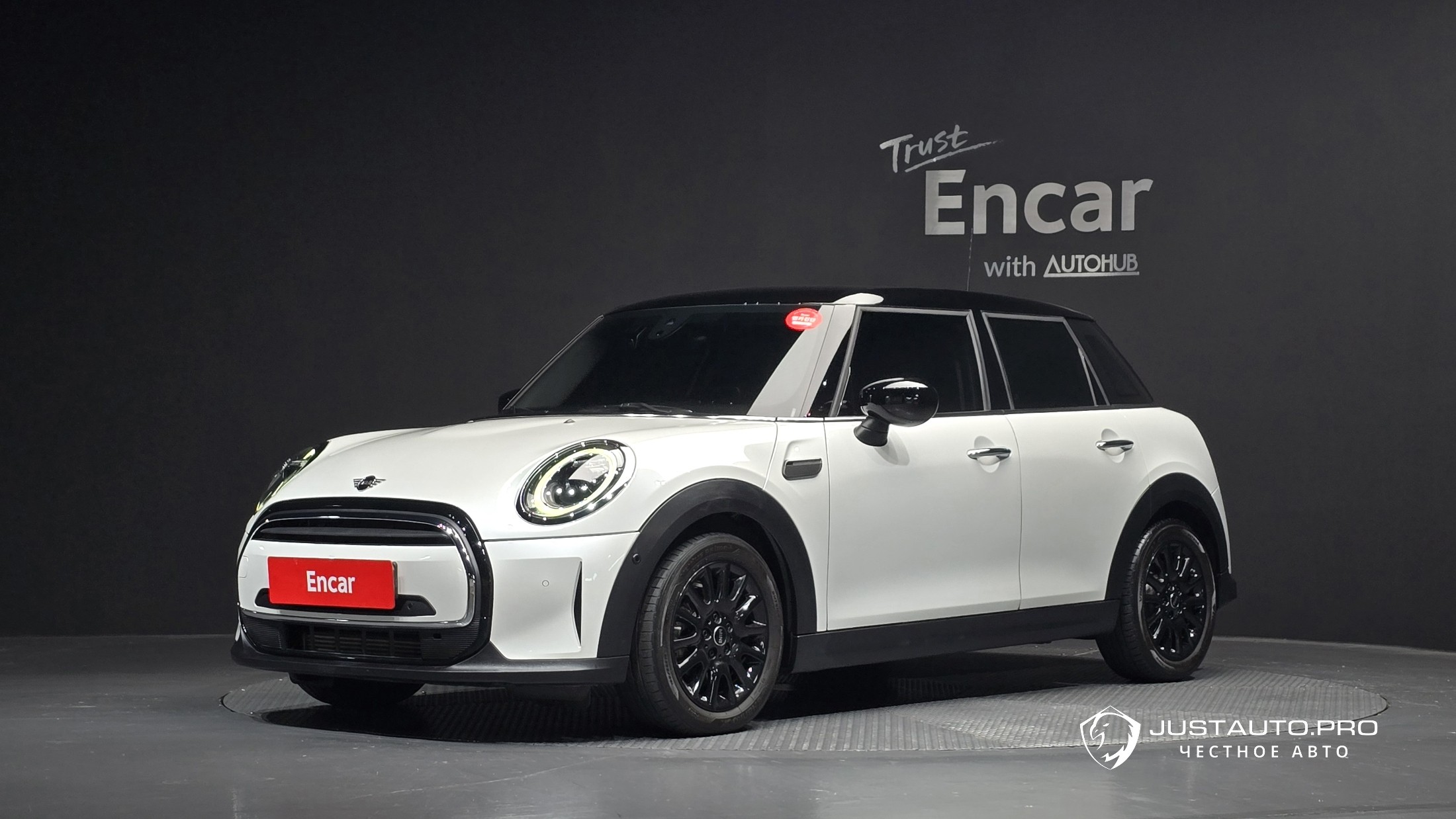 Автомобиль Mini Cooper