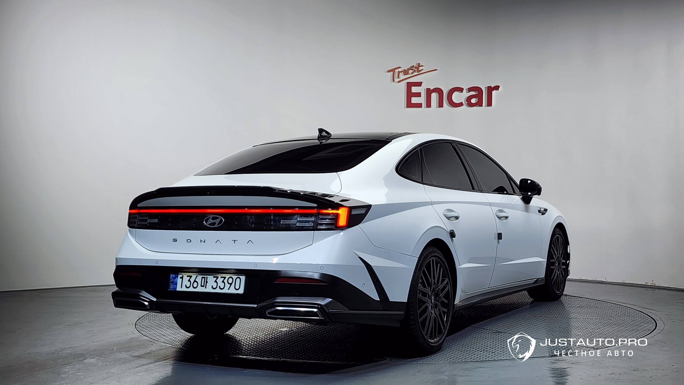 Автомобиль Hyundai Sonata