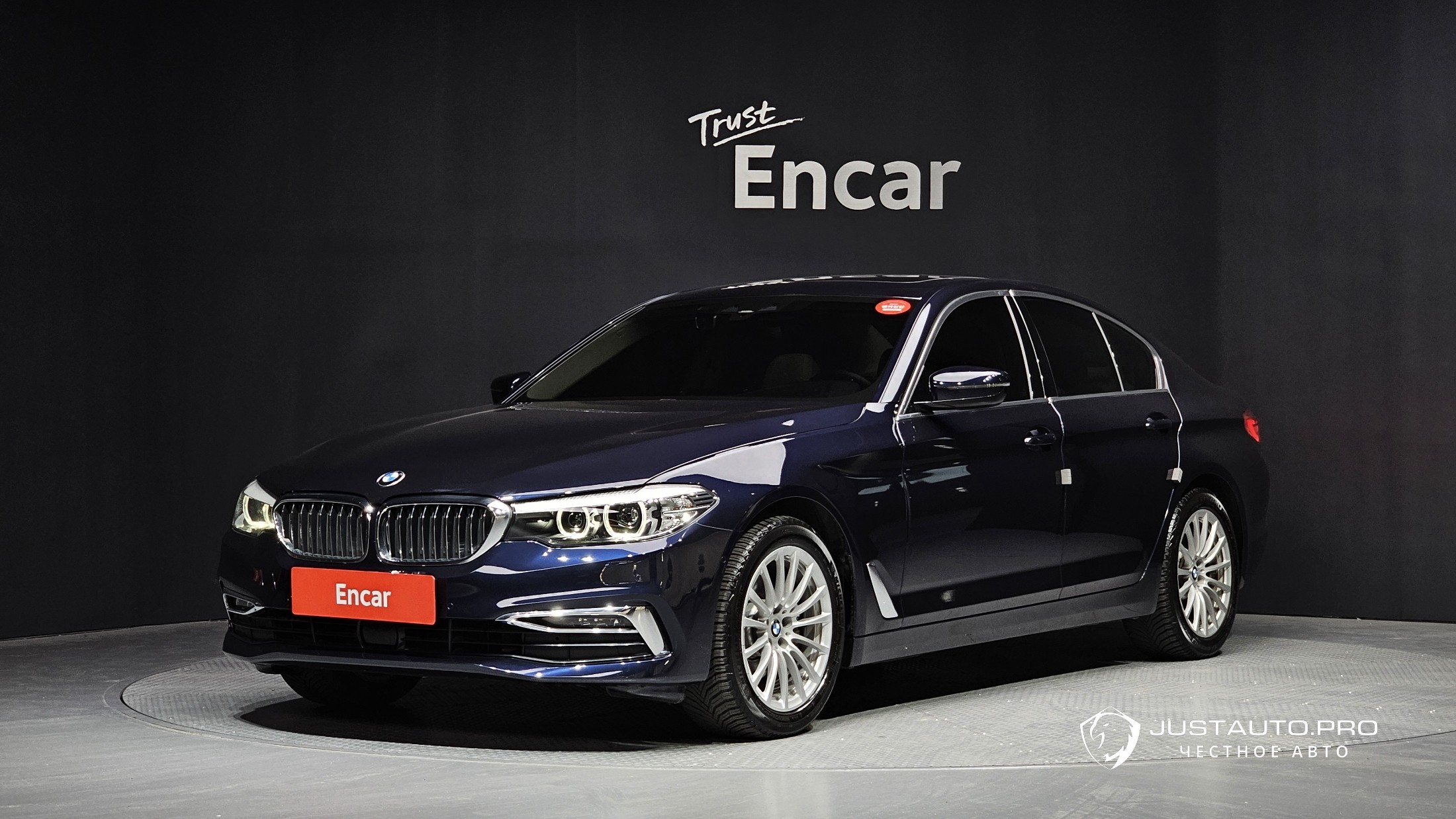 Автомобиль BMW 5-Series