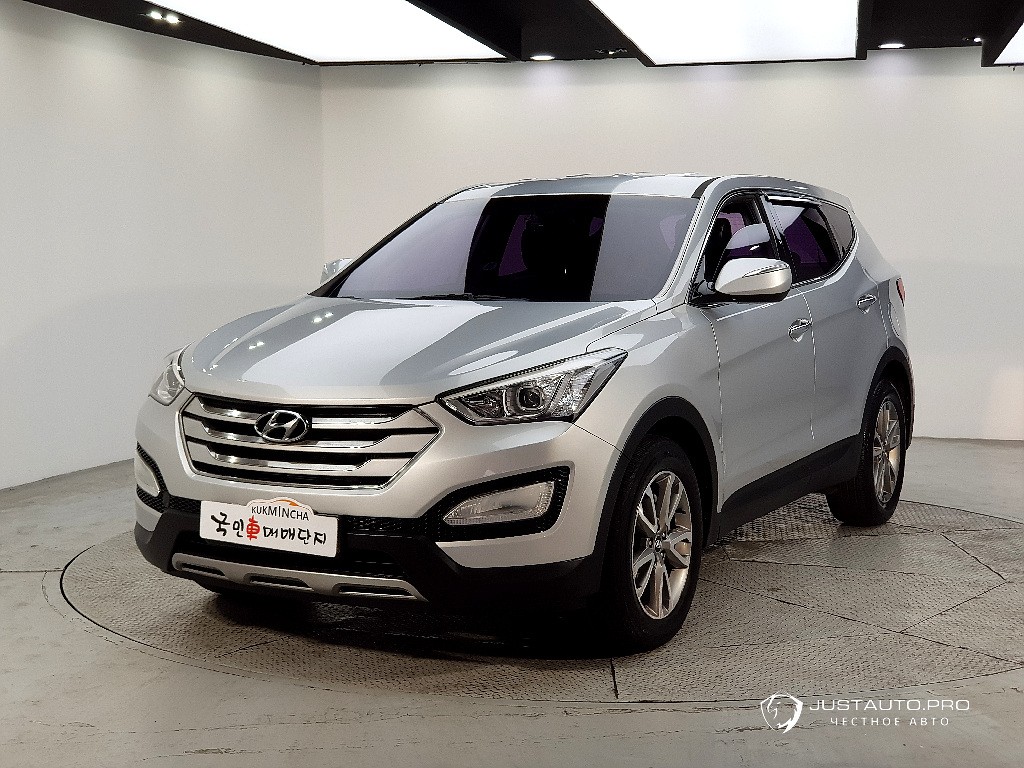 Автомобиль Hyundai Santafe