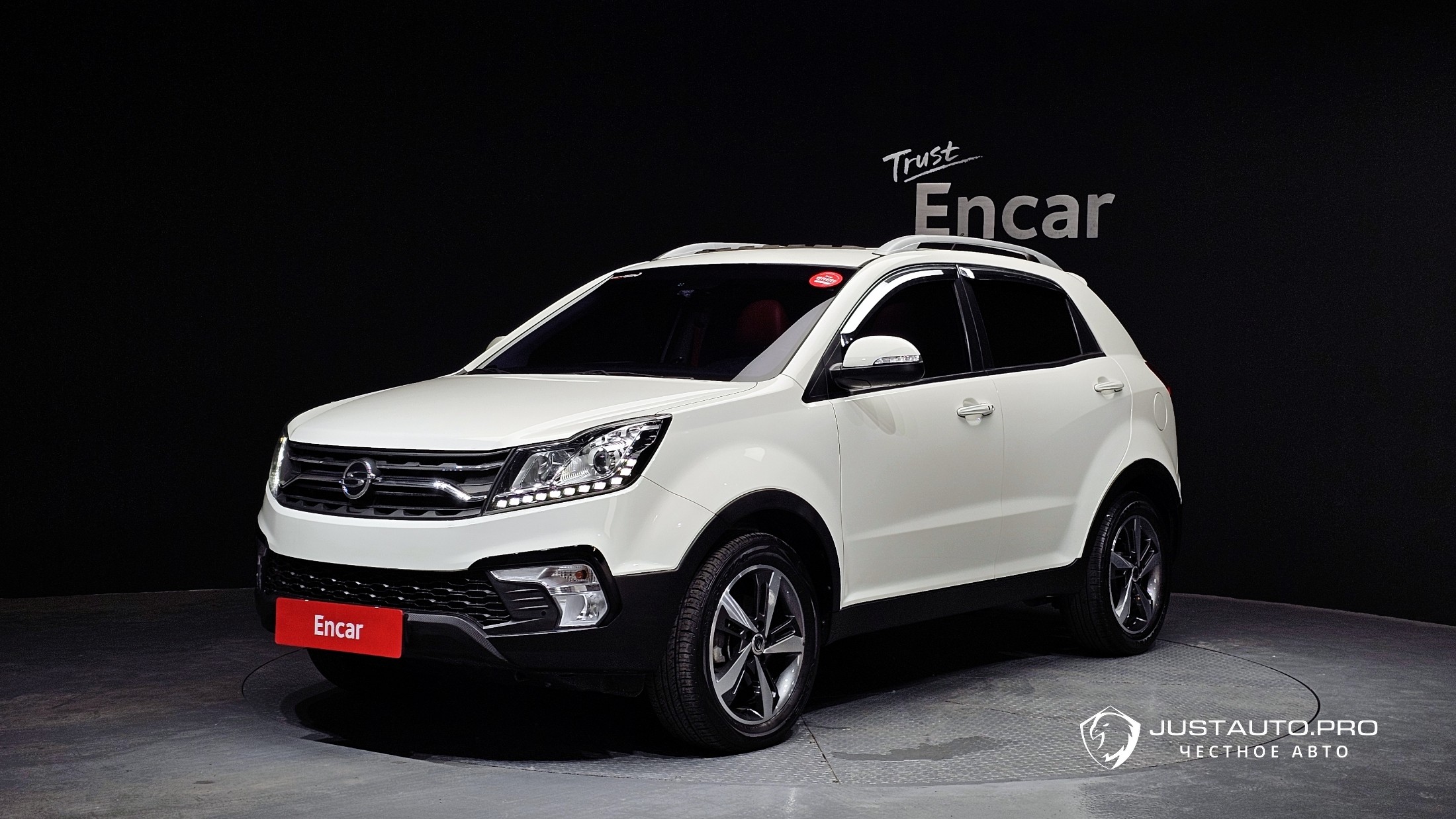 Автомобиль KG_Mobility_Ssangyong KORANDO