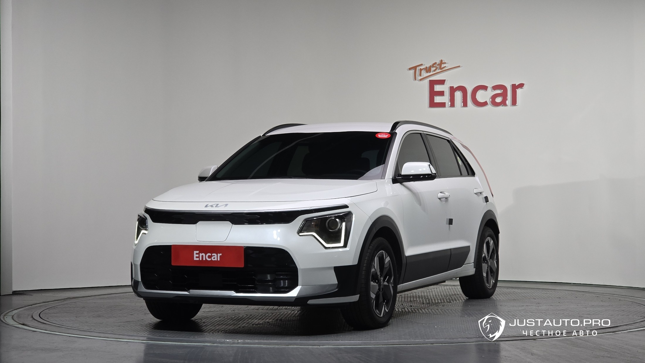 Автомобиль Kia Niro