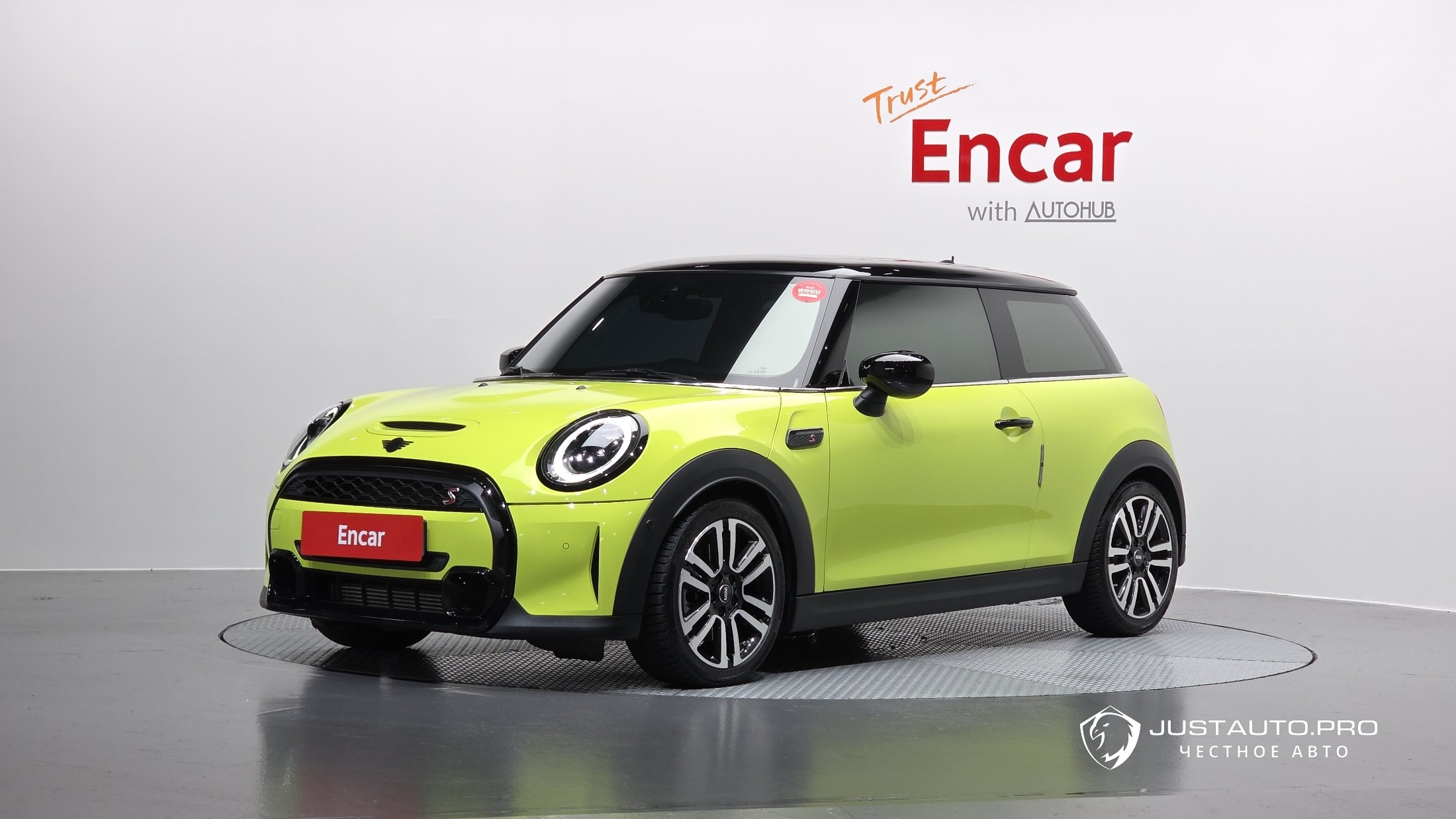 Автомобиль Mini Cooper