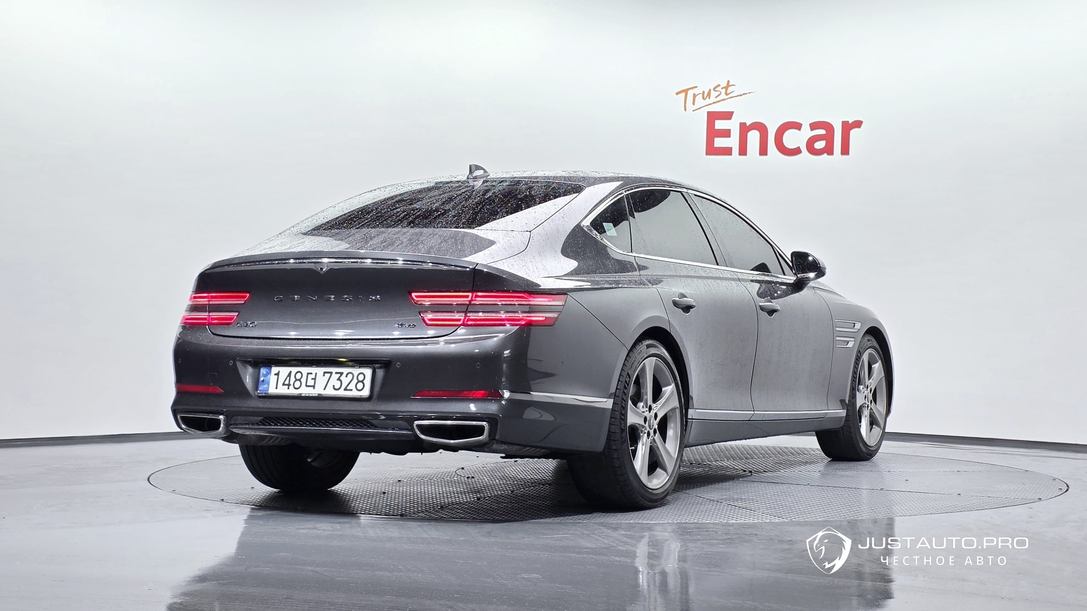 Автомобиль Genesis G80