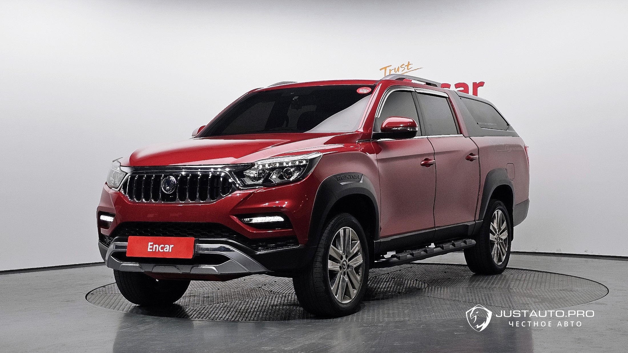 Автомобиль KG_Mobility_Ssangyong Rexton
