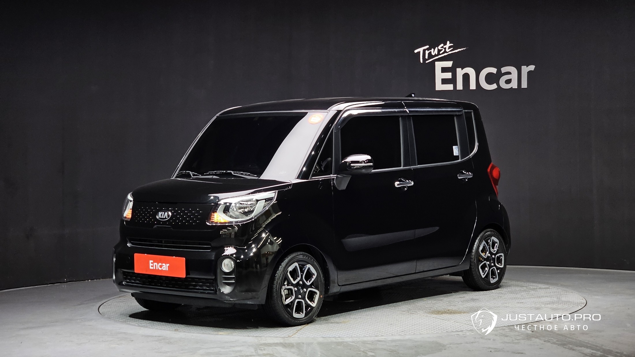 Автомобиль Kia RAY