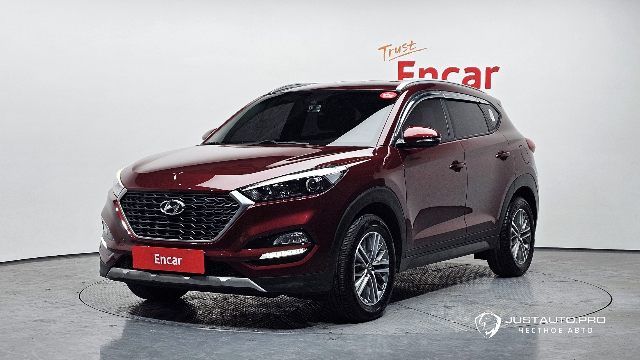 Автомобиль Hyundai Tucson