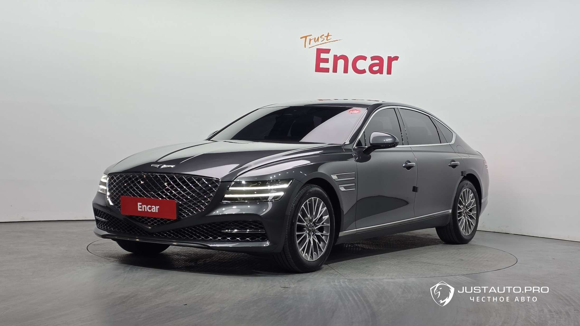 Автомобиль Genesis G80