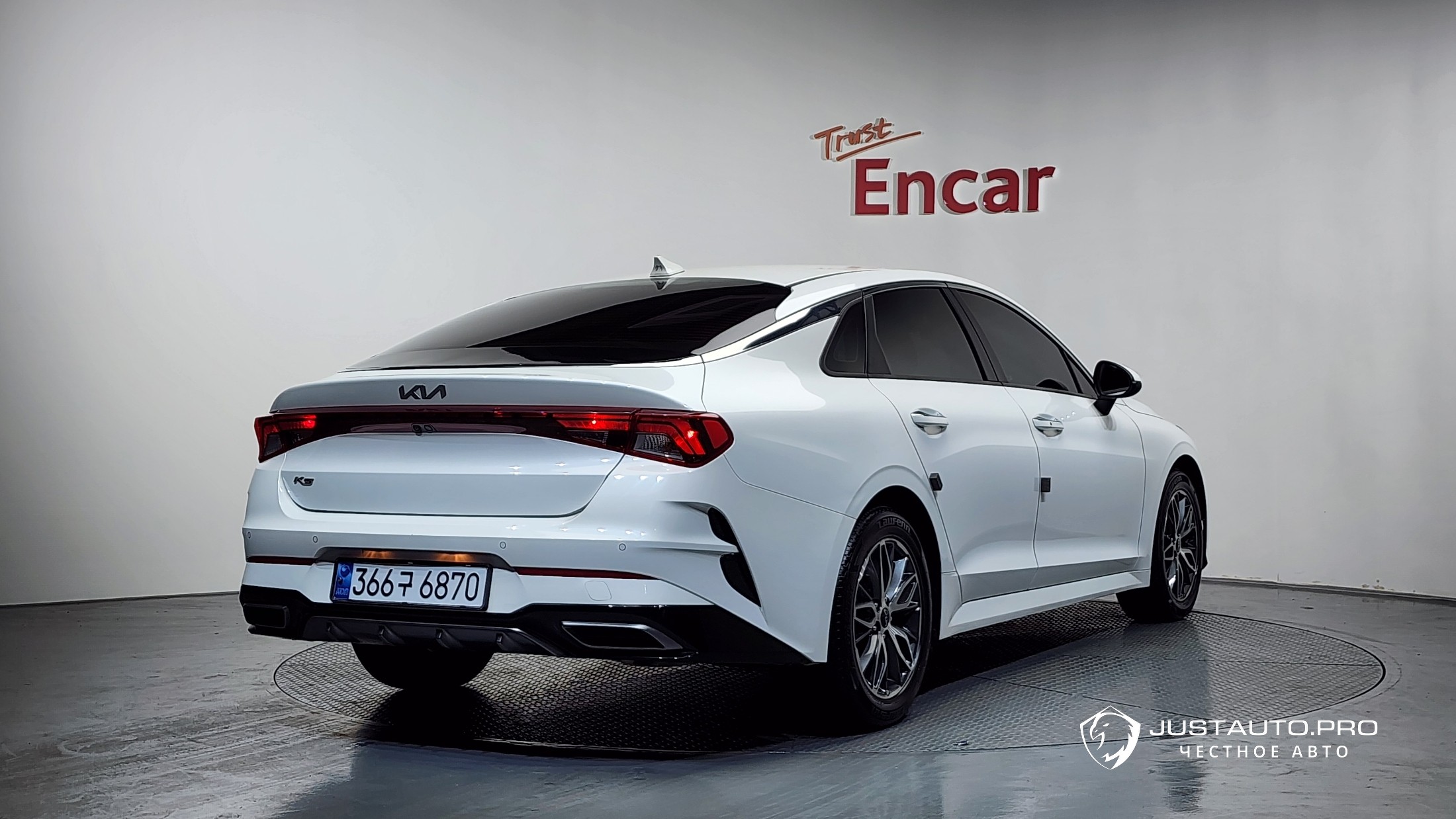 Автомобиль Kia K5