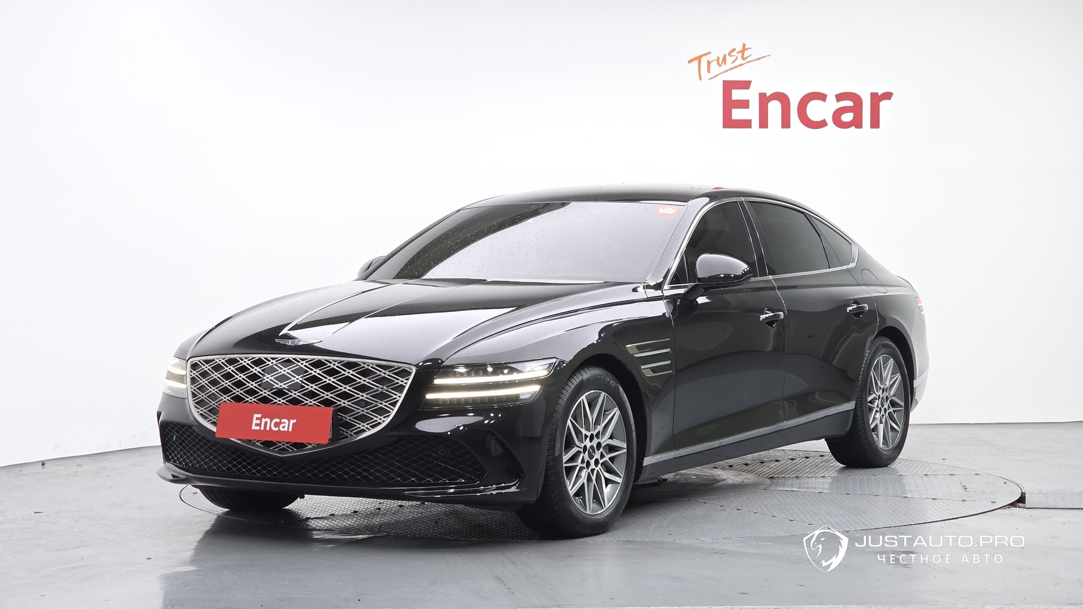 Автомобиль Genesis G80